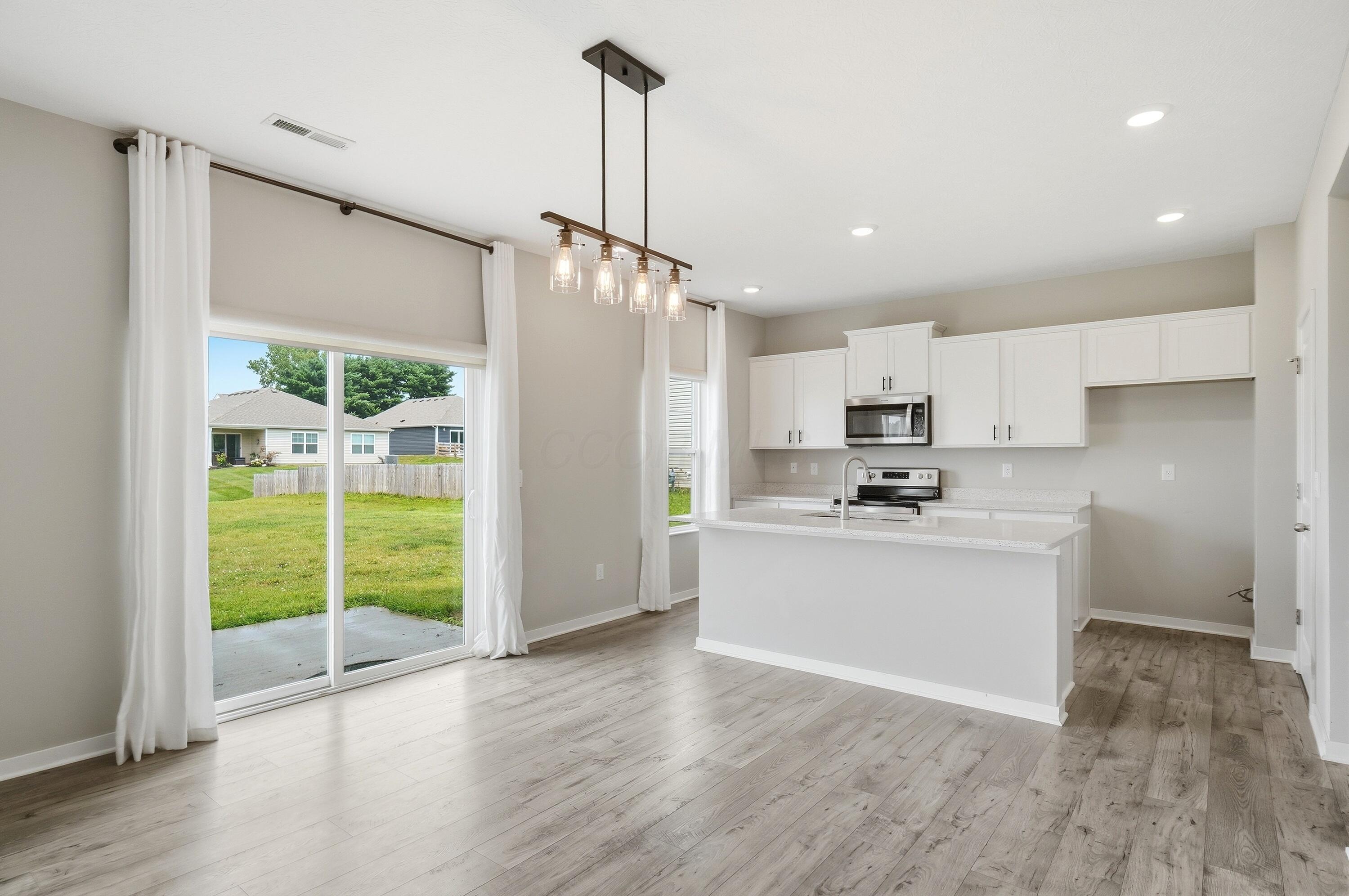 384 Kells Court E
