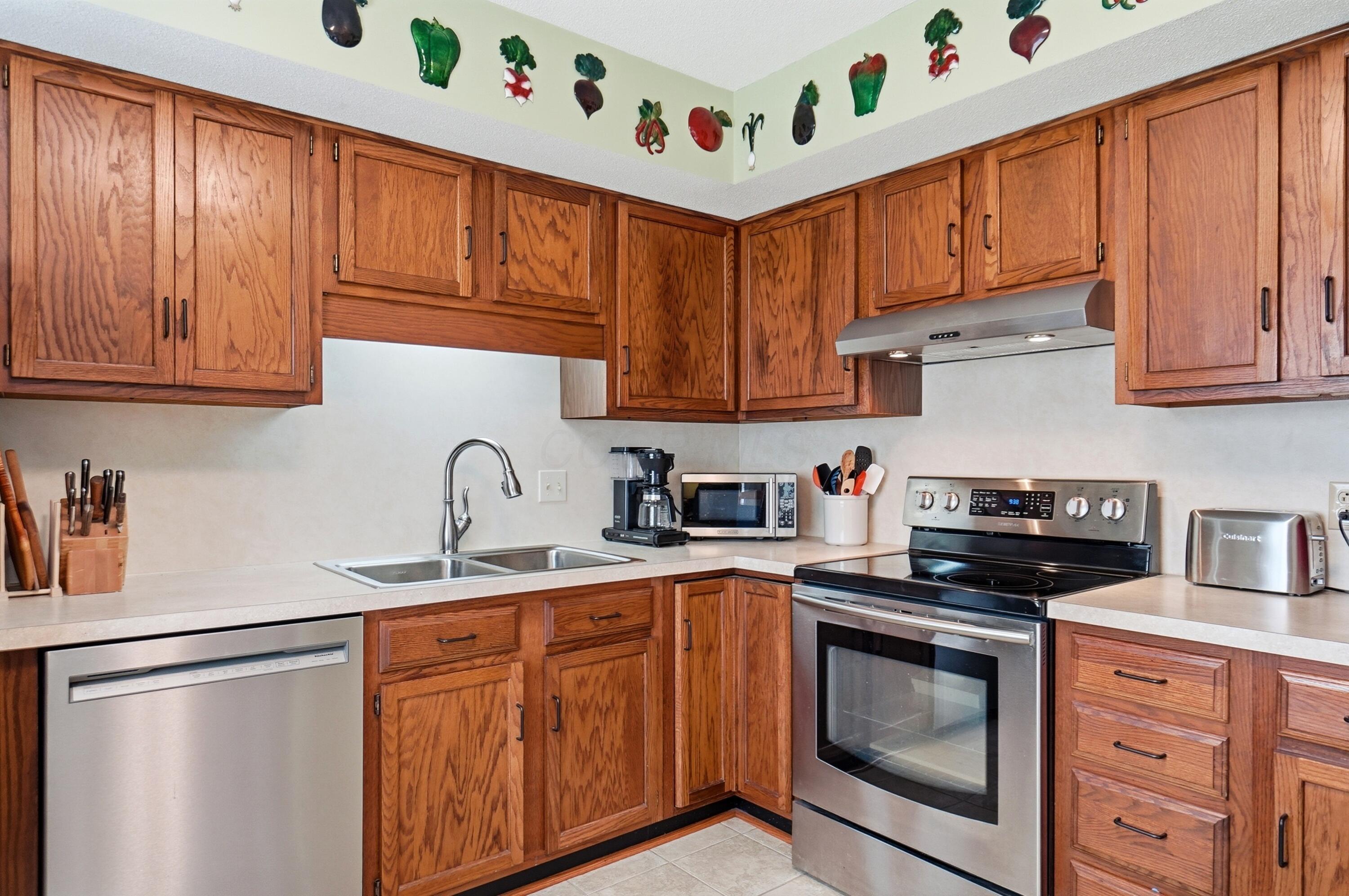 536 W Broadway