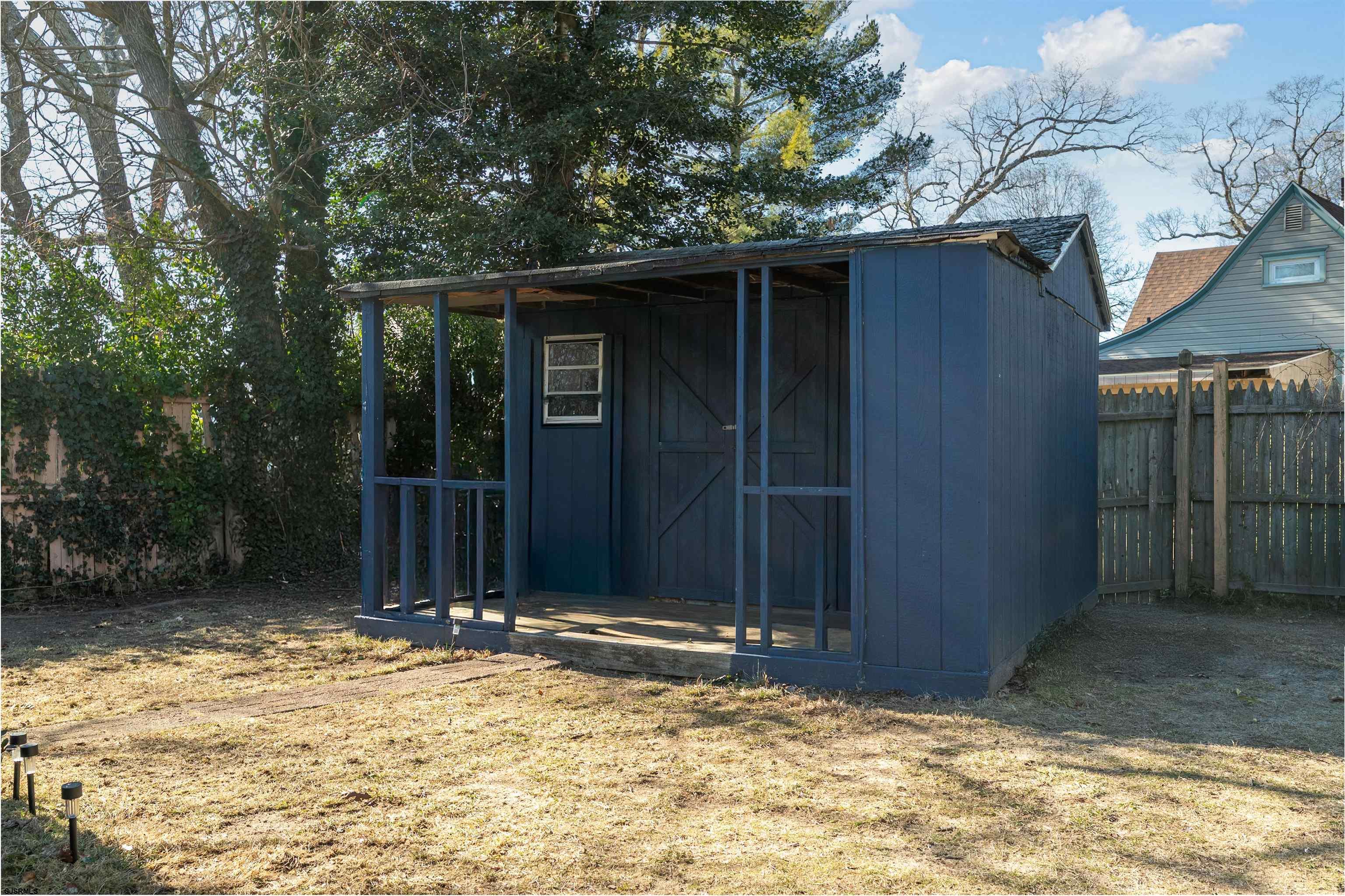 219 Huron Ave