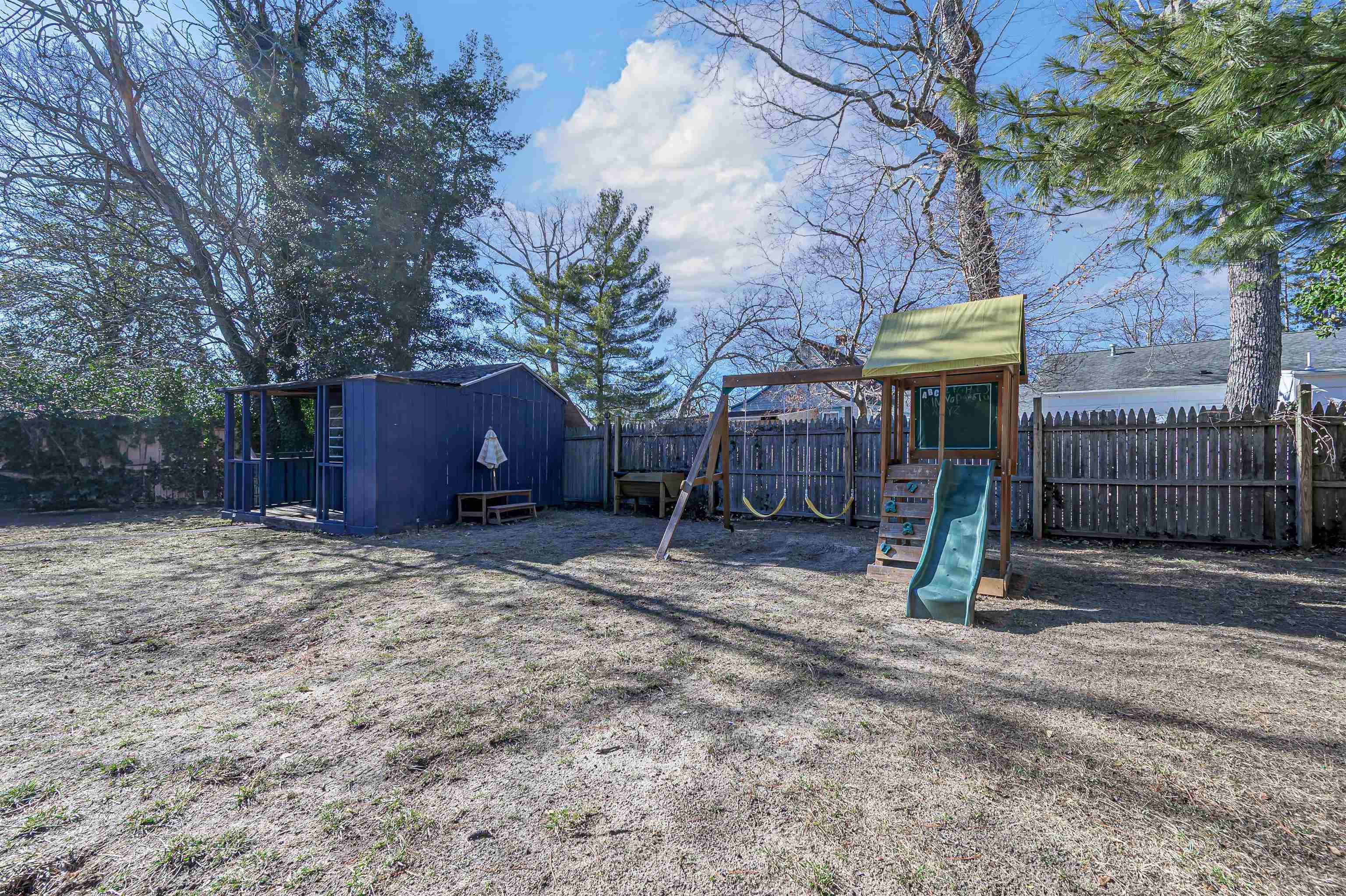 219 Huron Ave