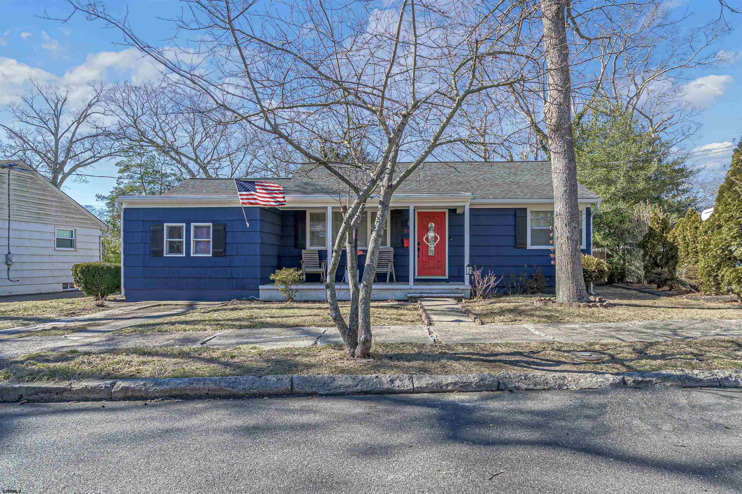 219 Huron Ave