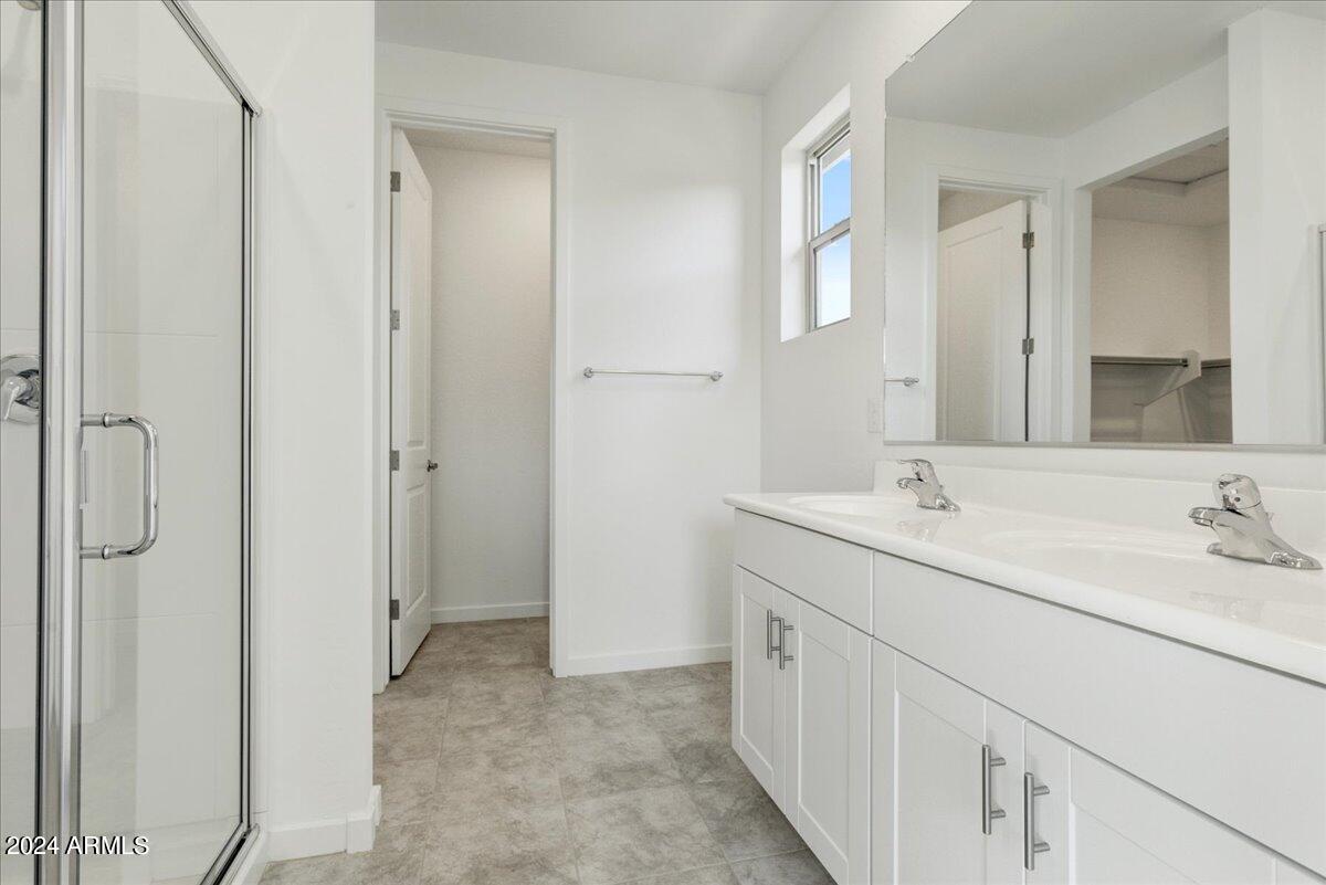 41655 W Cathedral Rock Pass