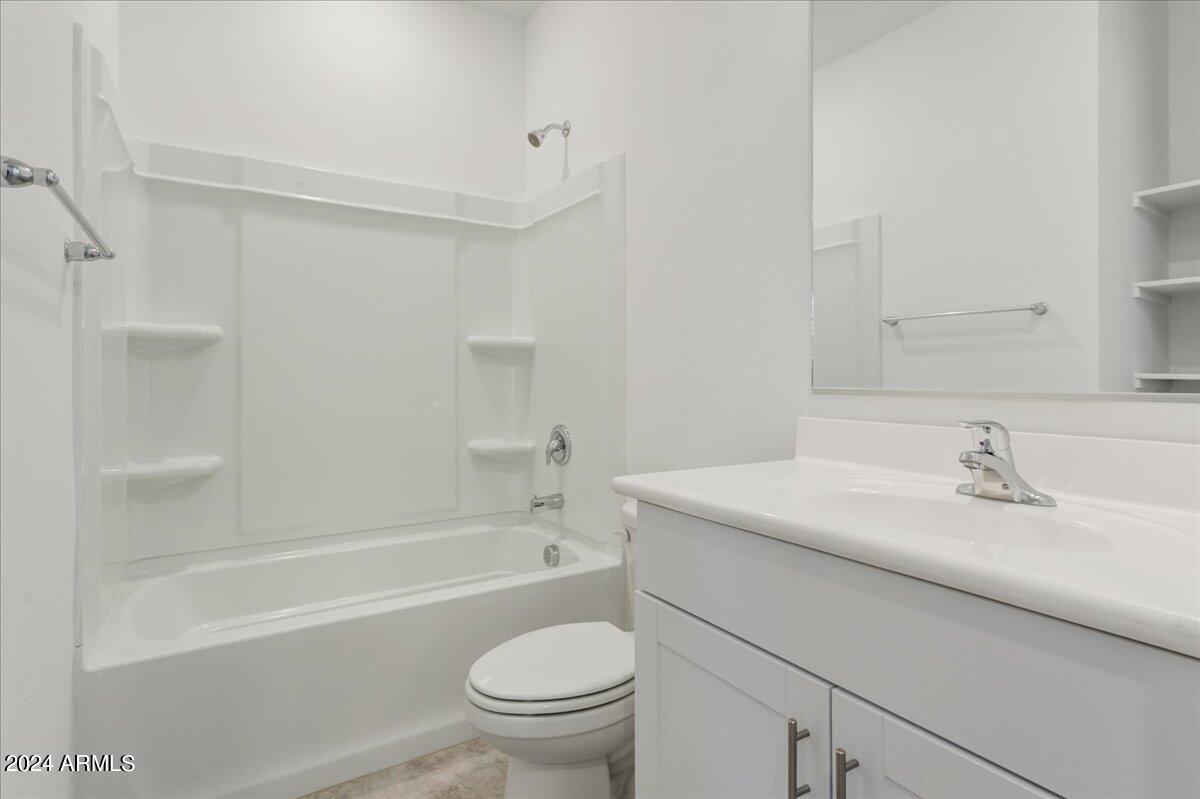 41655 W Cathedral Rock Pass