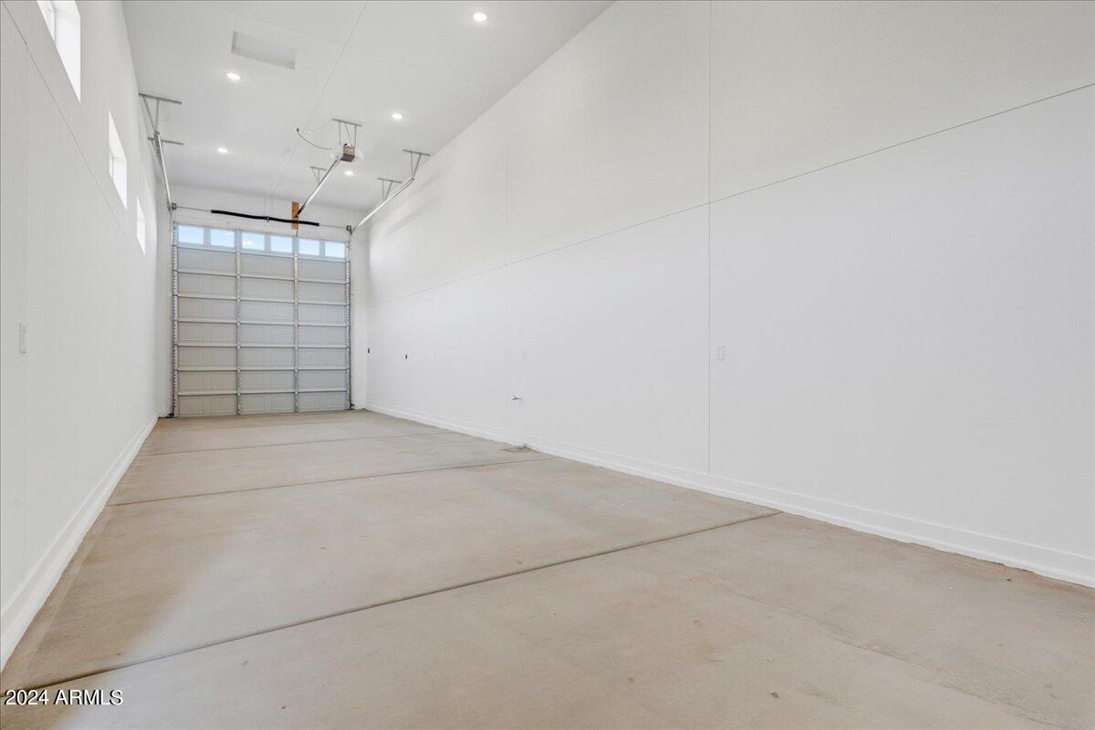 41655 W Cathedral Rock Pass