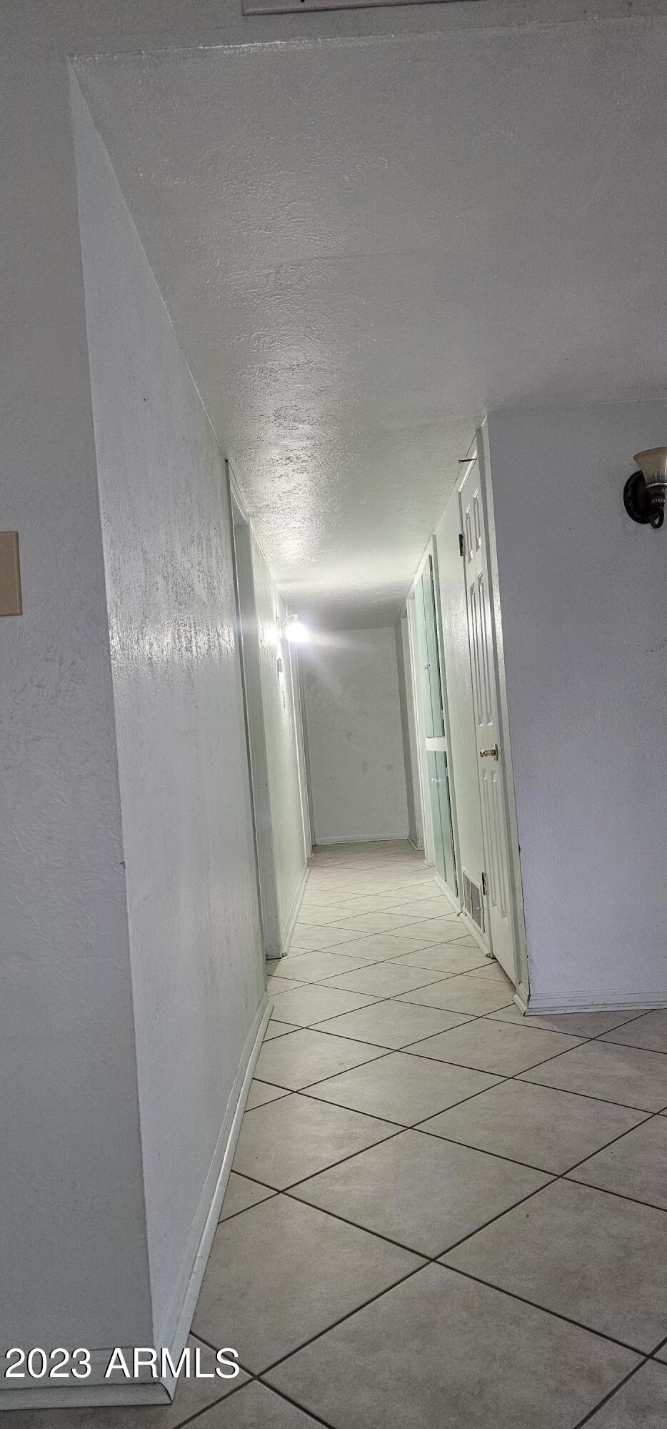 5433 W PIERSON Street