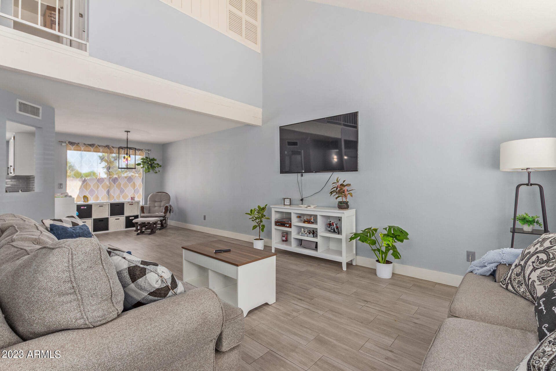 7350 W COOLIDGE Street W