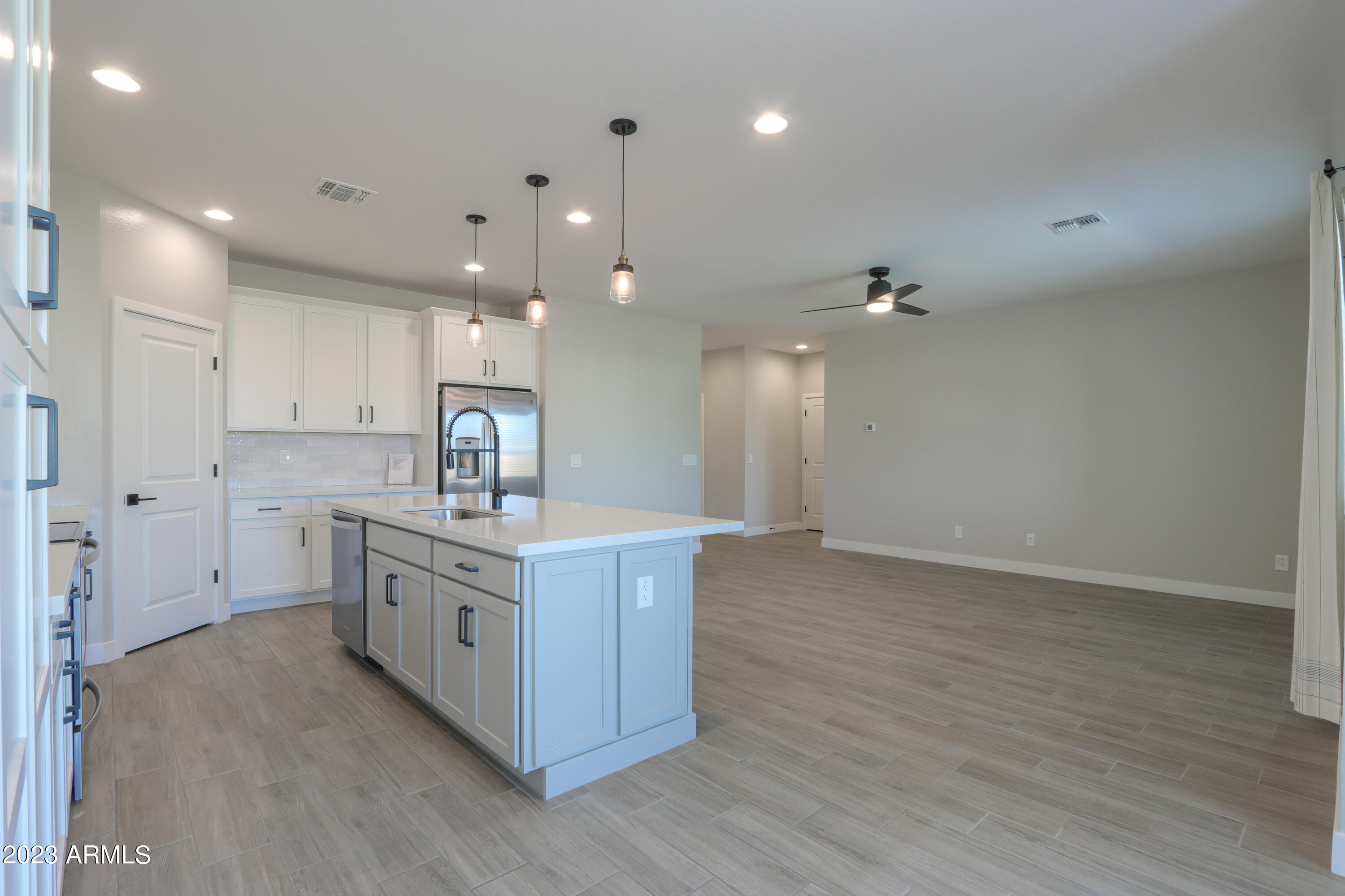 5546 W STARGAZER Place