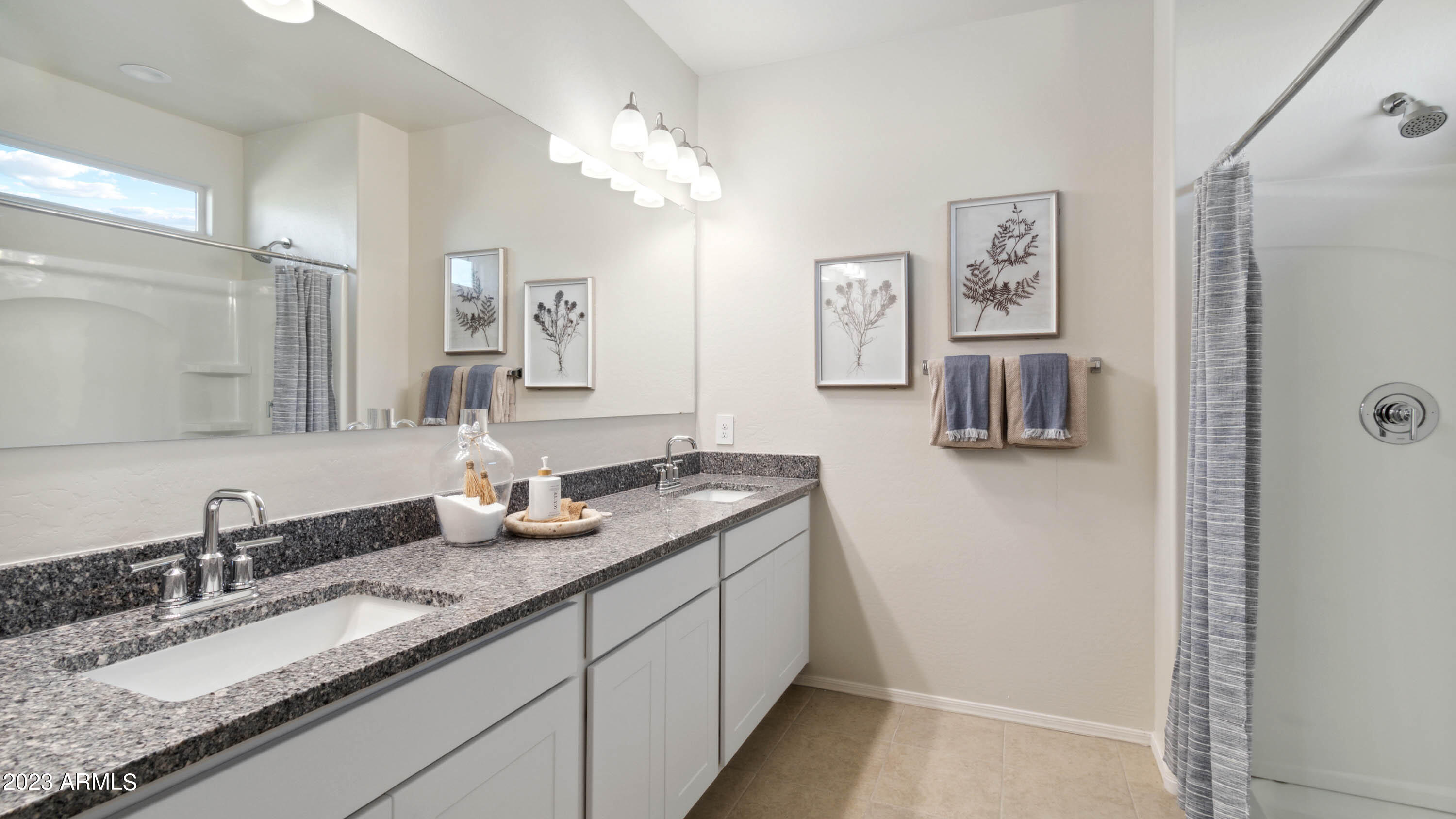 41110 W SUNLAND Drive