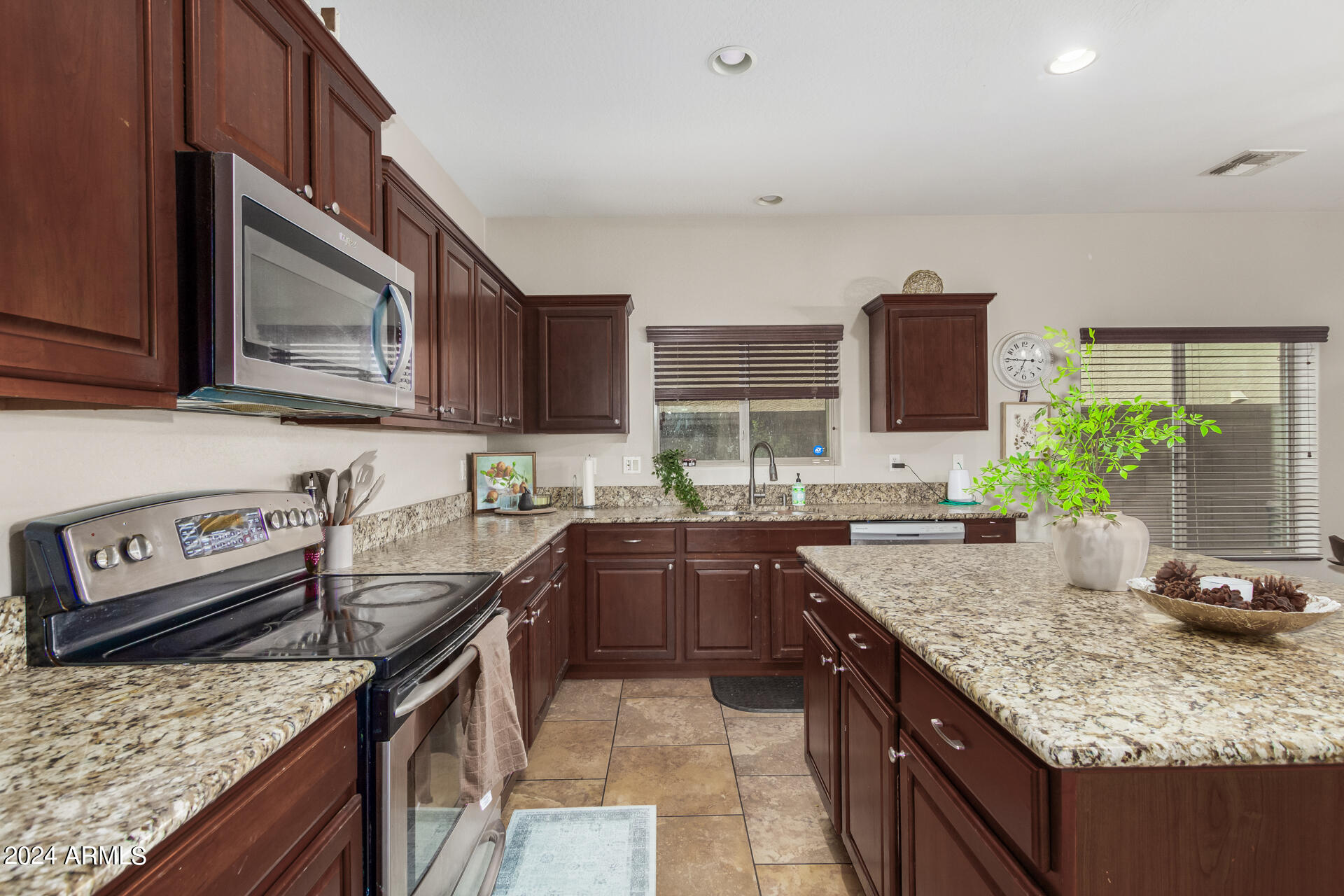 42990 W ESTRADA Street