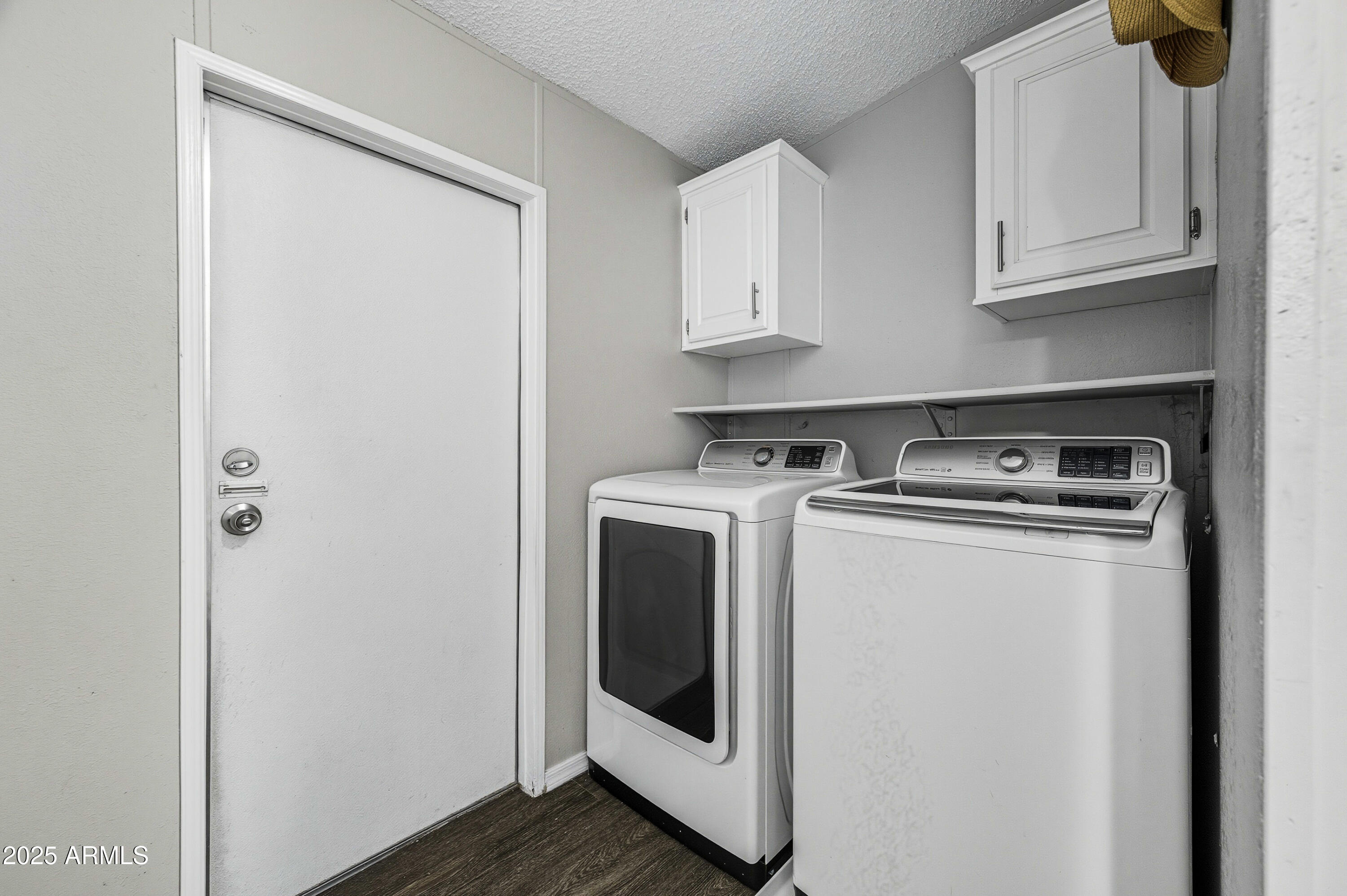 1650 S Arizona Avenue, 80