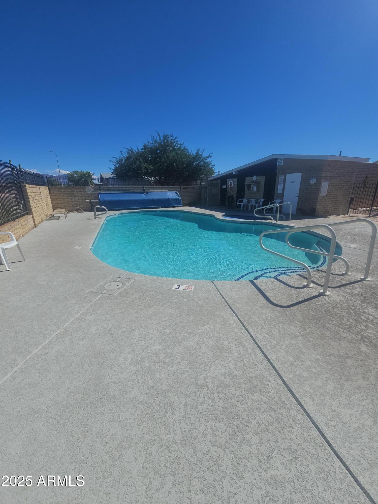 1694 W 13TH Avenue, Apache Junction