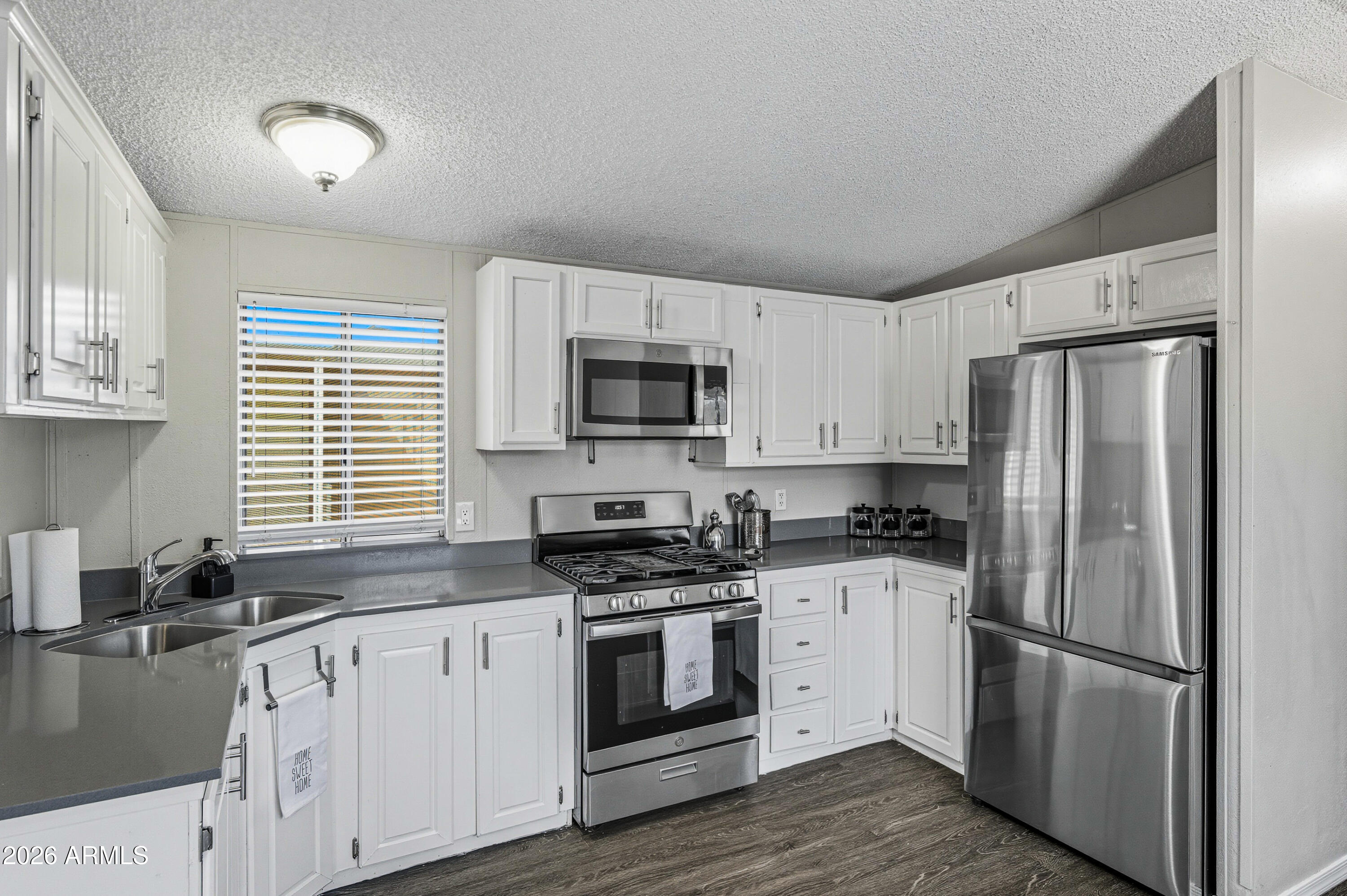 1650 S Arizona Avenue 80