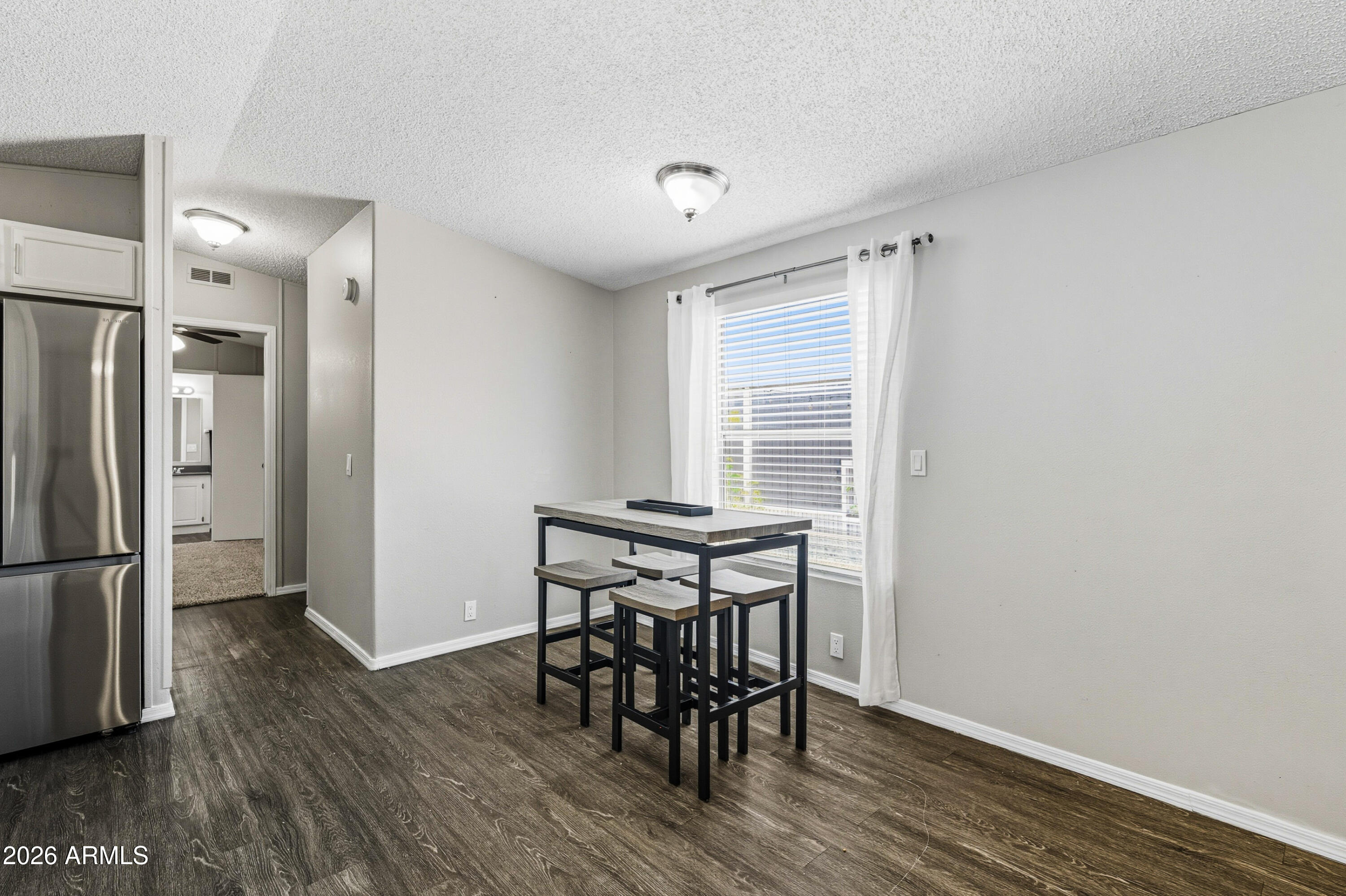 1650 S Arizona Avenue 80