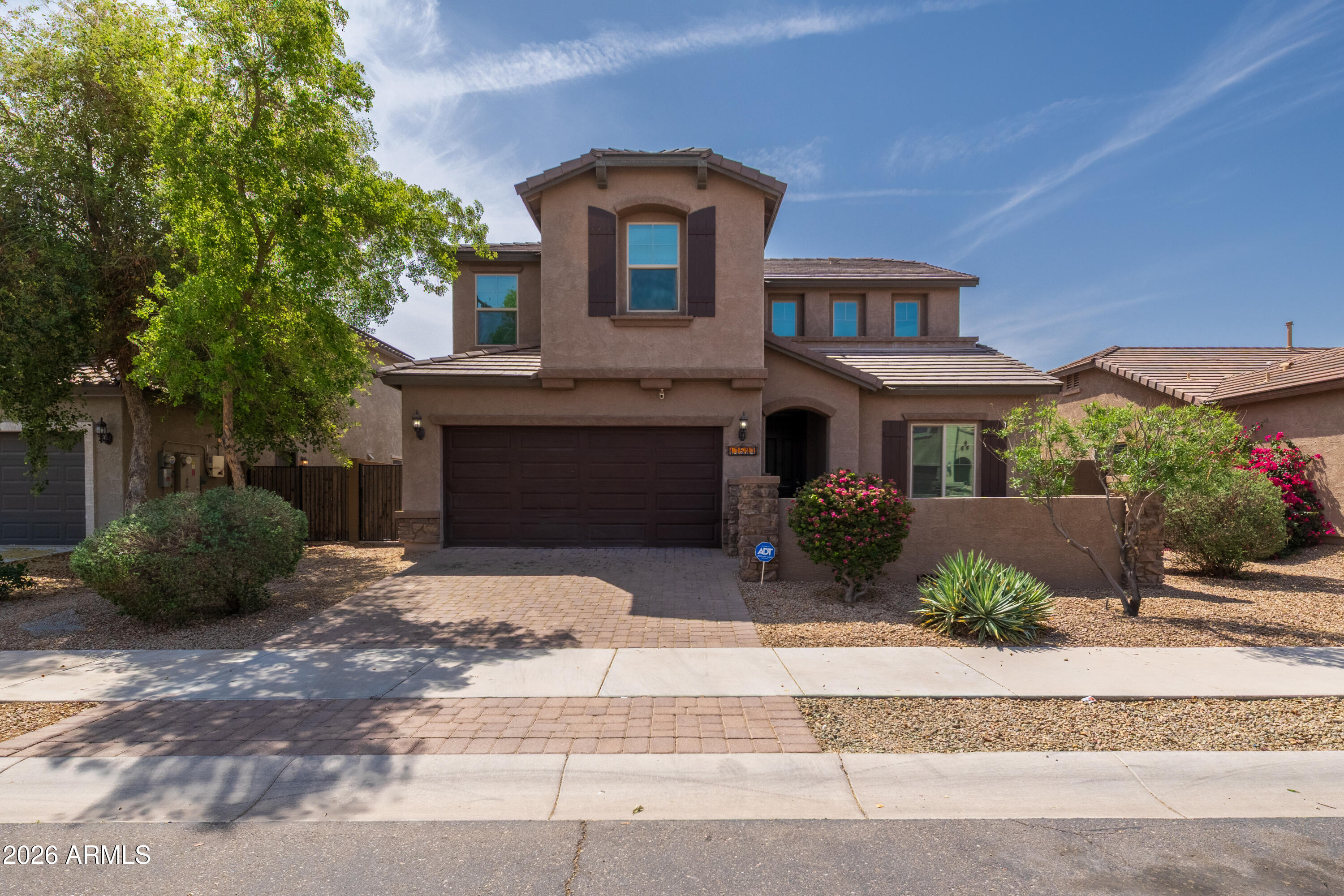 17537 W LILAC Street