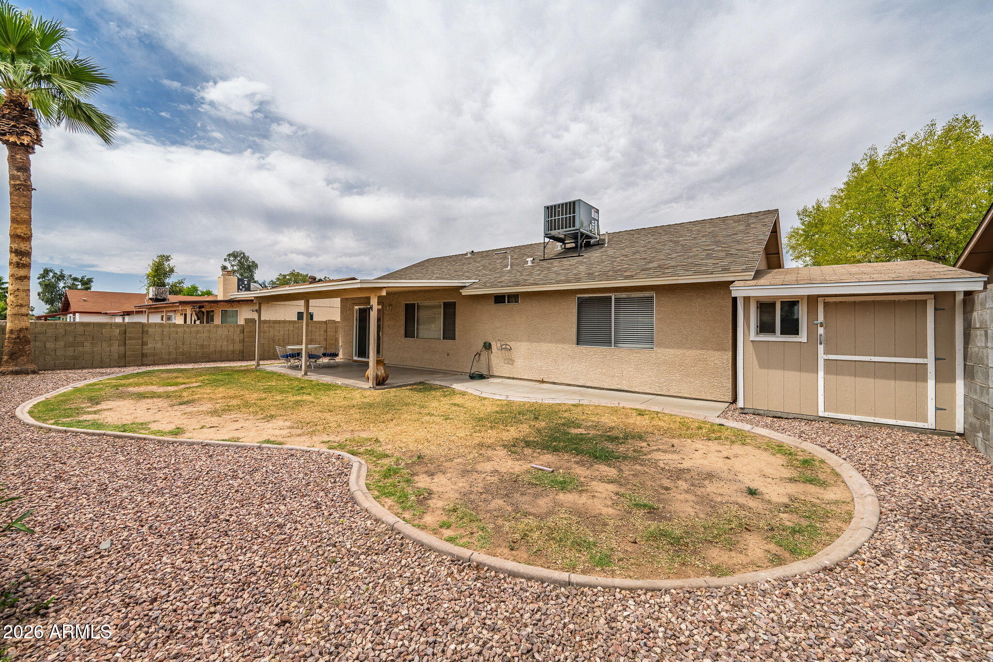 5625 W SUNNYSIDE Drive