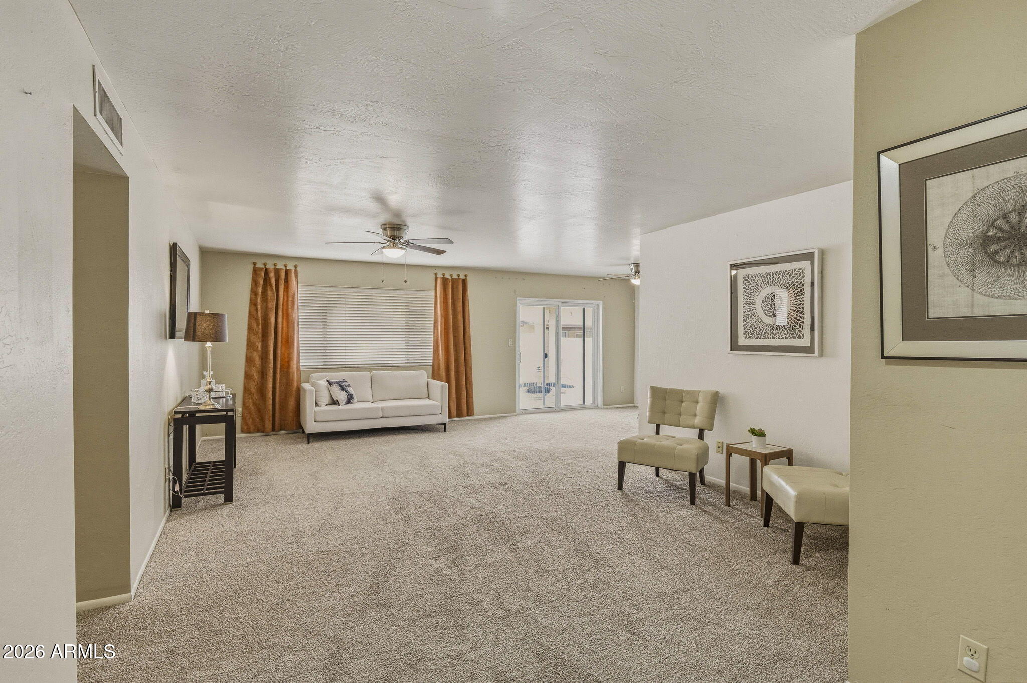 5625 W SUNNYSIDE Drive