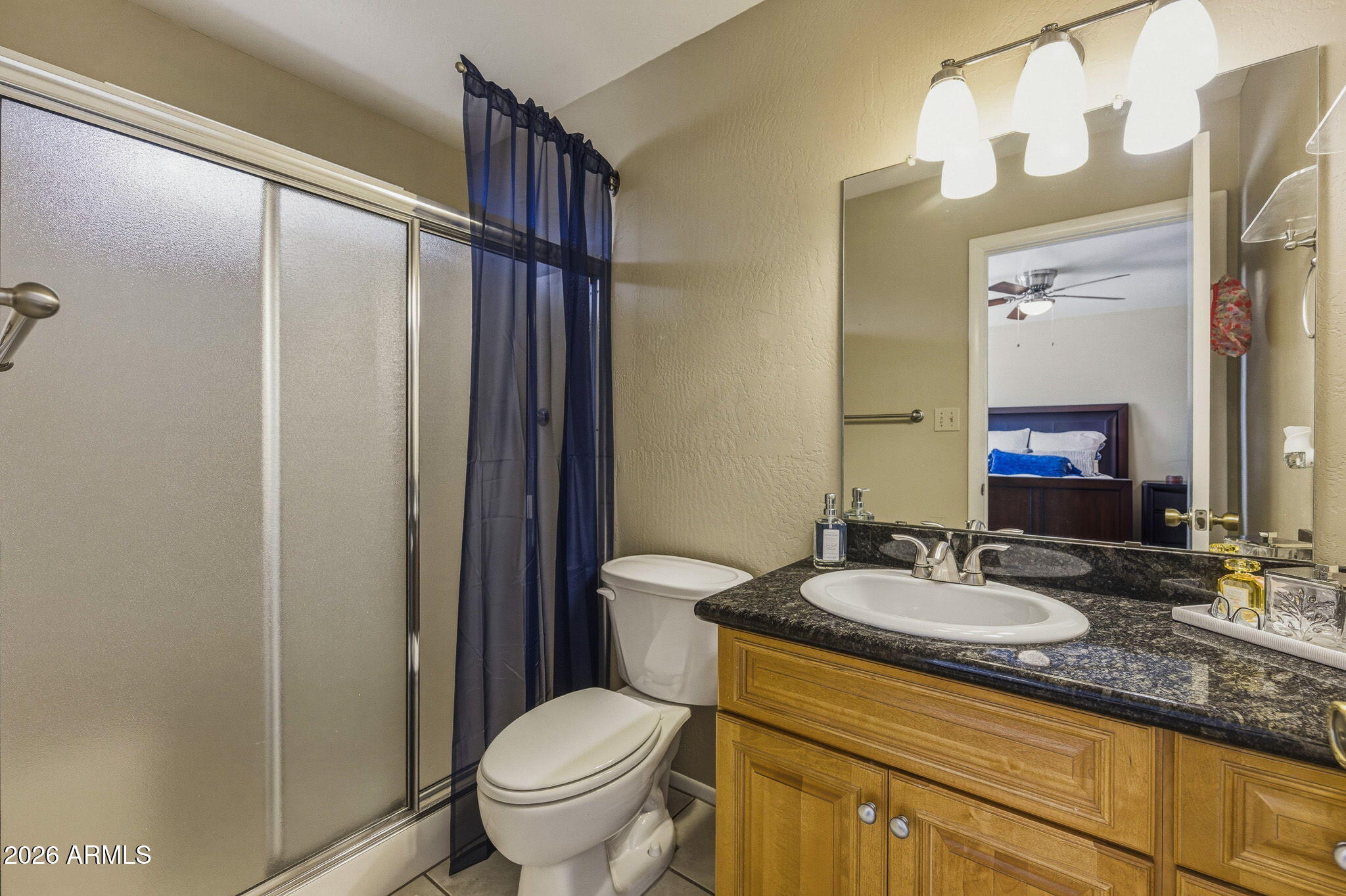 5625 W SUNNYSIDE Drive