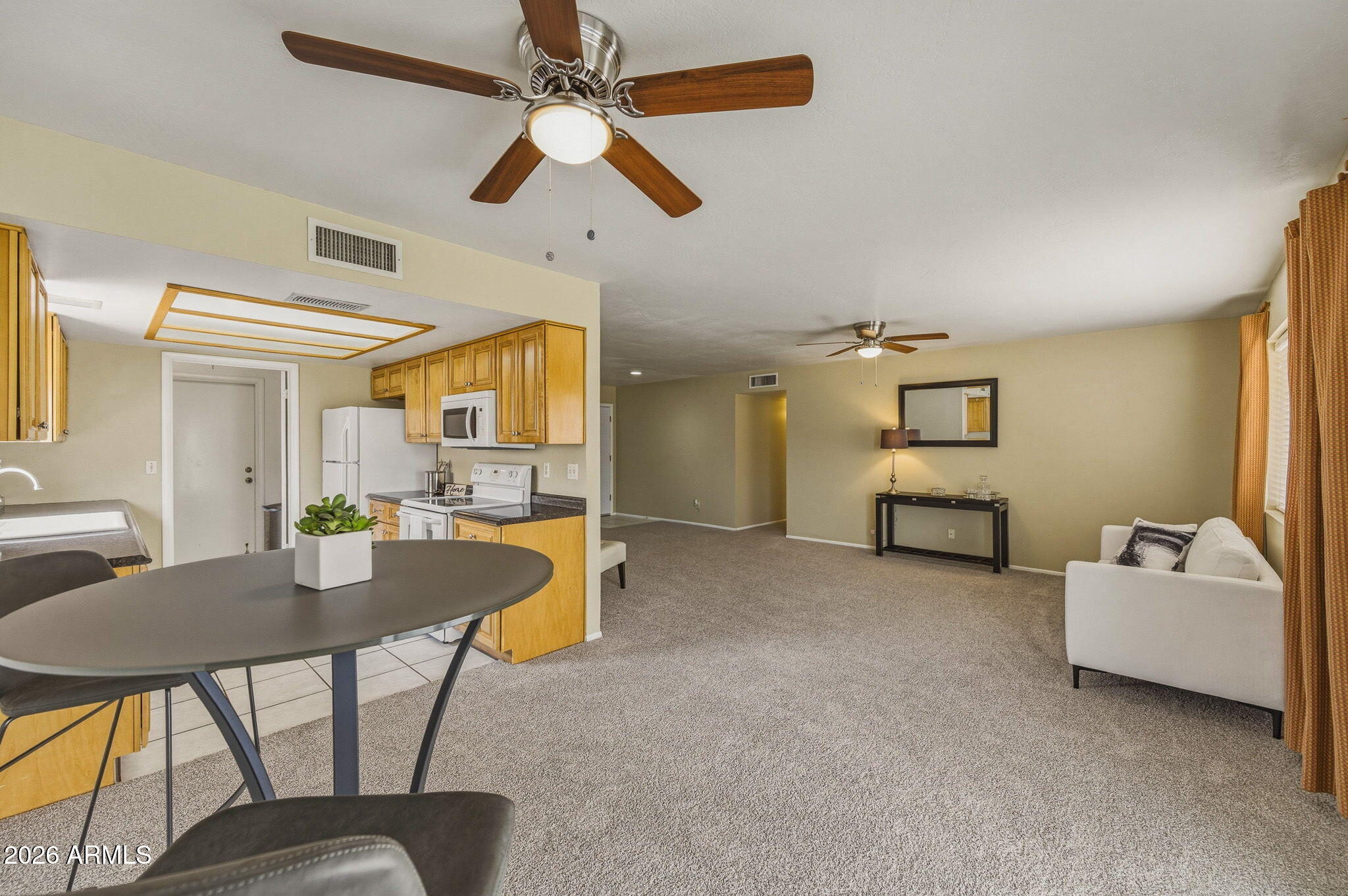 5625 W SUNNYSIDE Drive