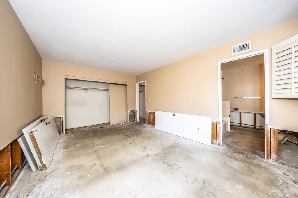 12700 Newport Ave 24