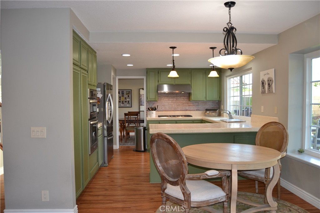 24331 Peacock Street