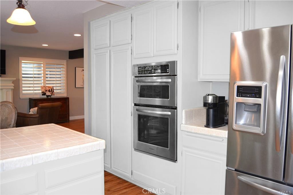 24331 Peacock Street