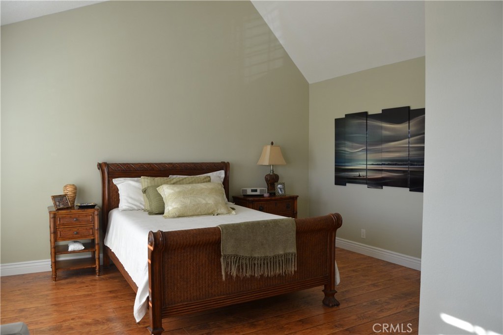 24331 Peacock Street