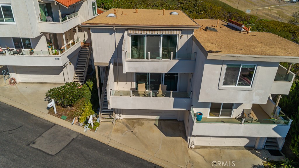 806 Calle Pluma