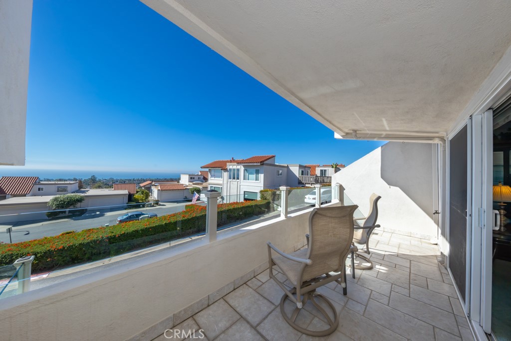 806 Calle Pluma