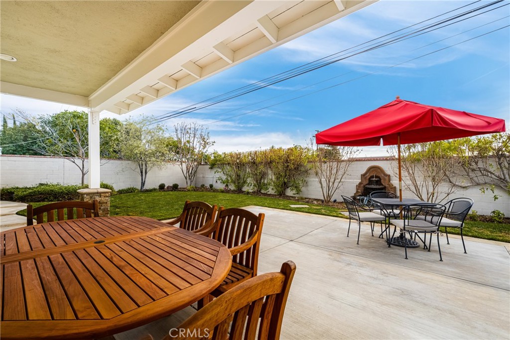 1672 Tiffany Place