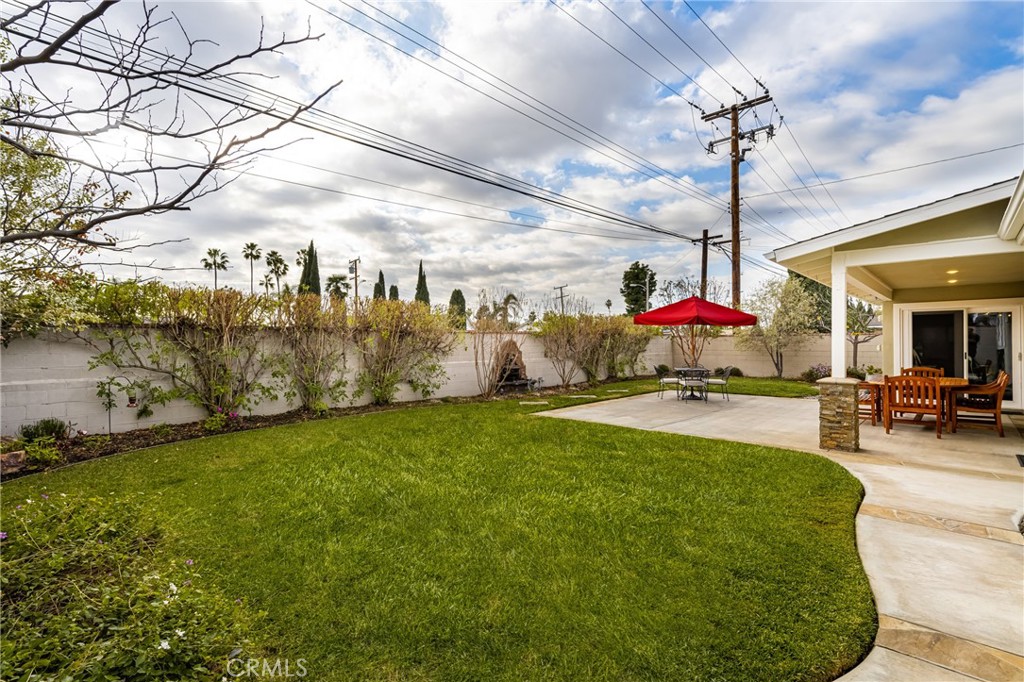 1672 Tiffany Place