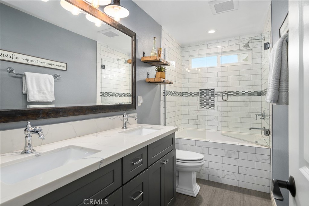 1672 Tiffany Place