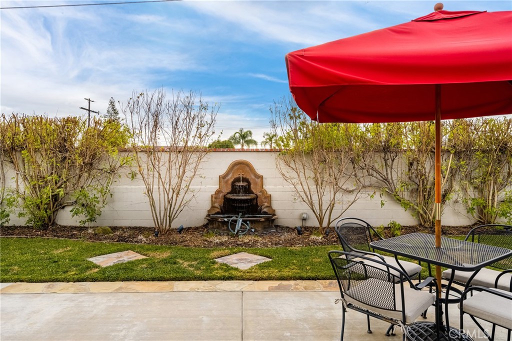 1672 Tiffany Place