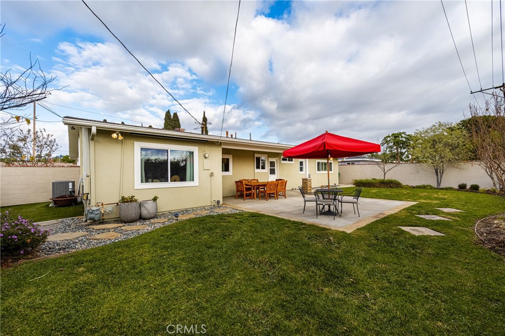 1672 Tiffany Place