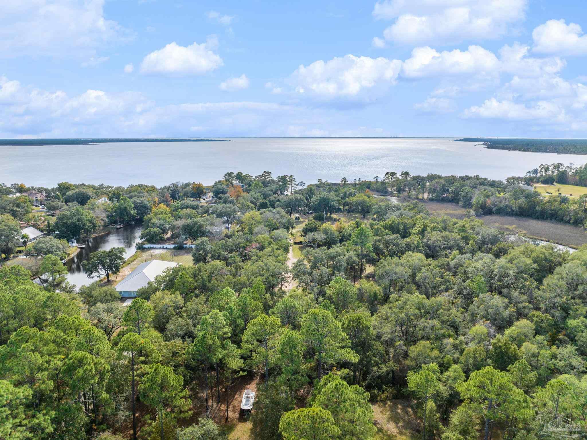 Lots 401 & 105 Oakview Dr