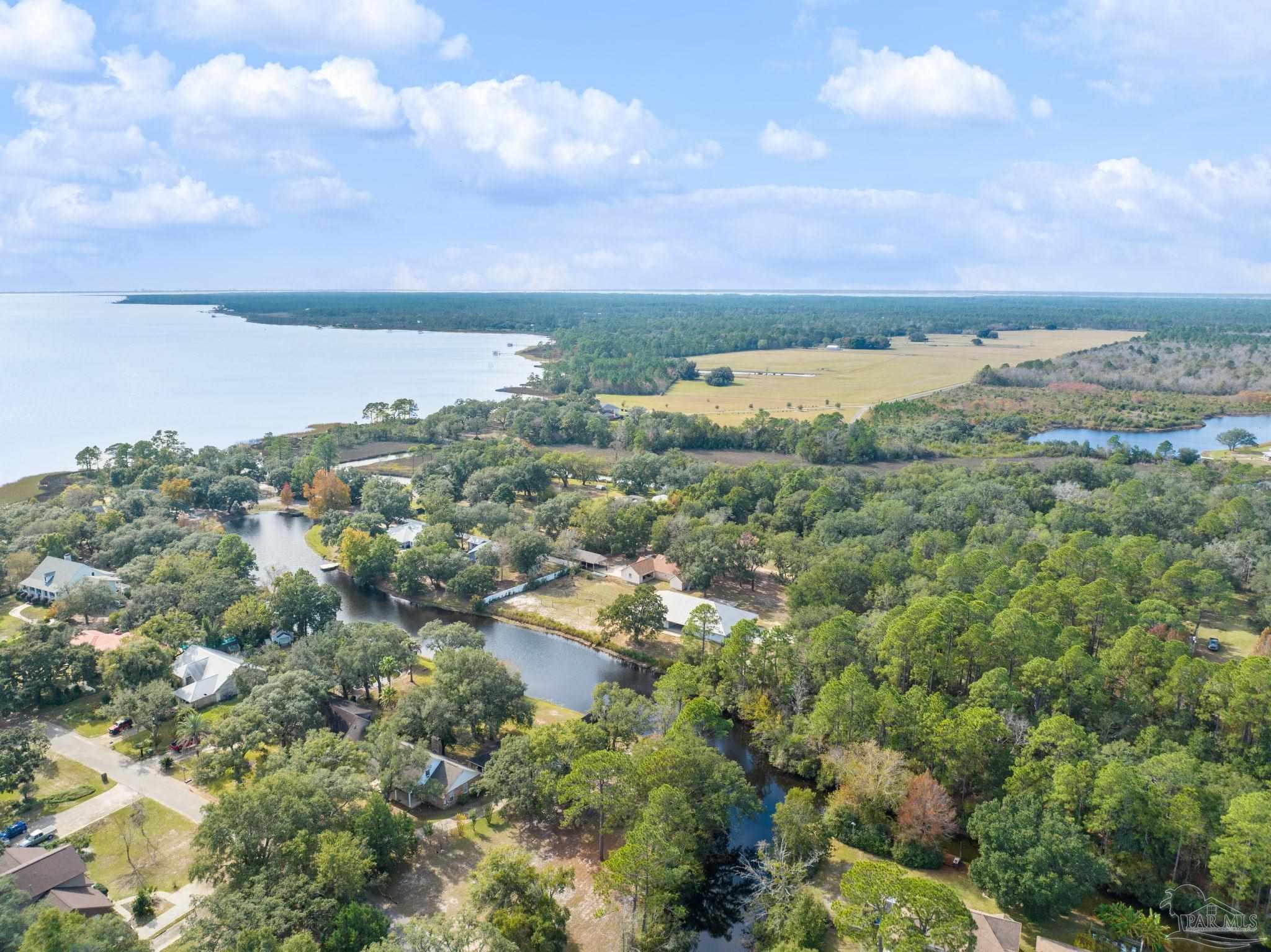 Lots 401 & 105 Oakview Dr