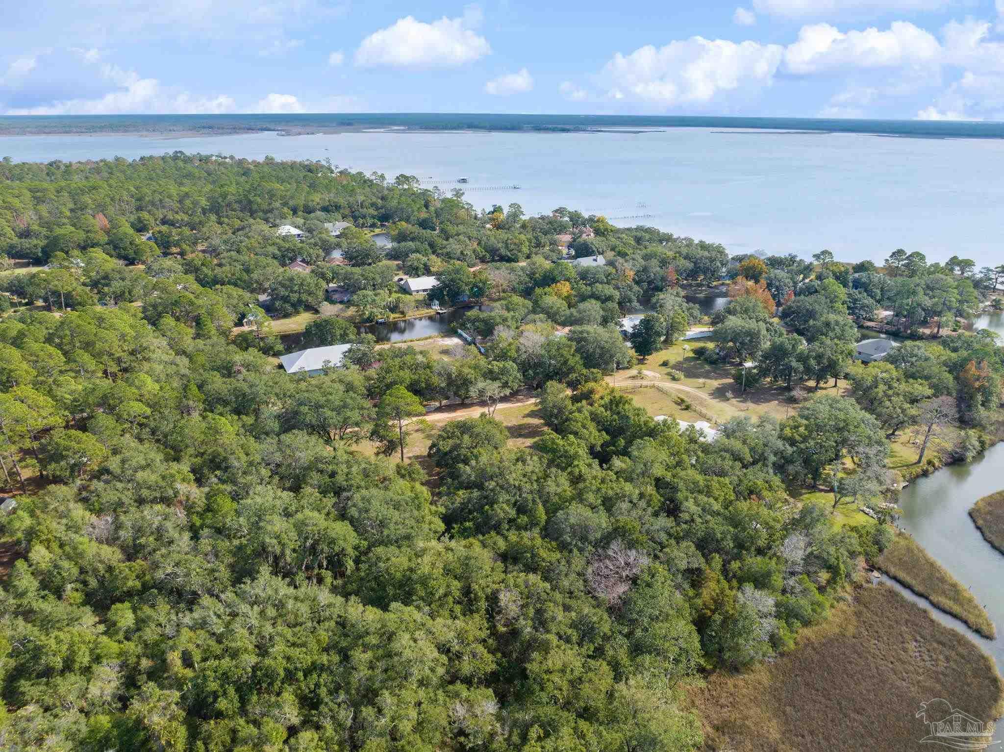 Lots 401 & 105 Oakview Dr