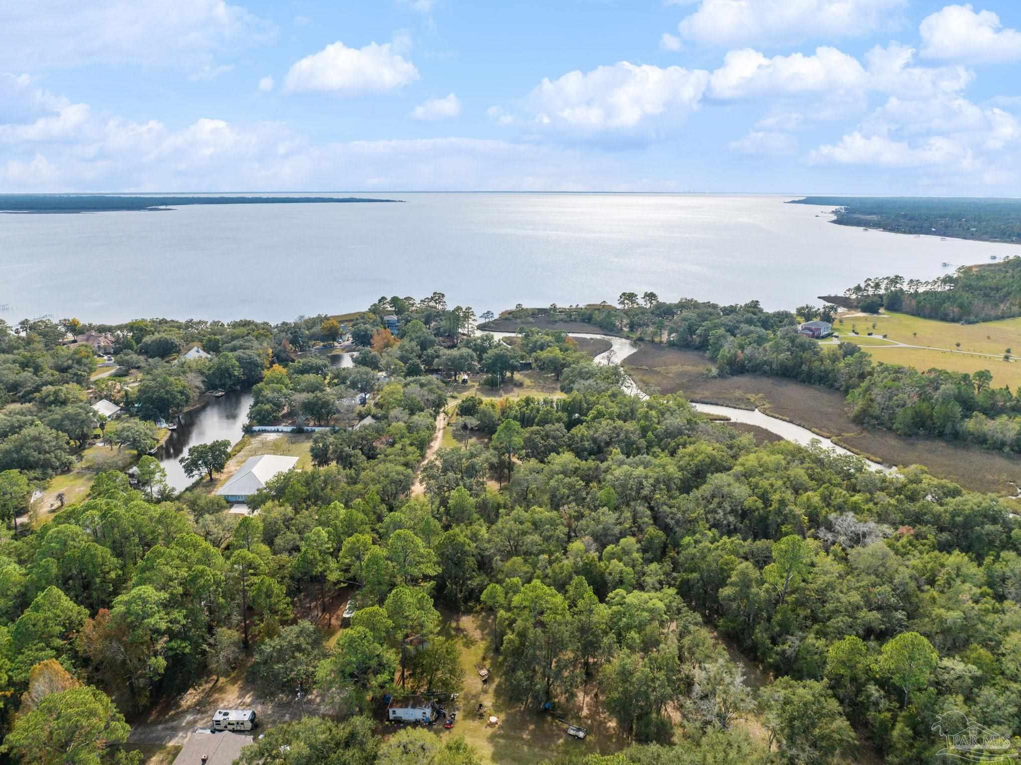 Lots 401 & 105 Oakview Dr