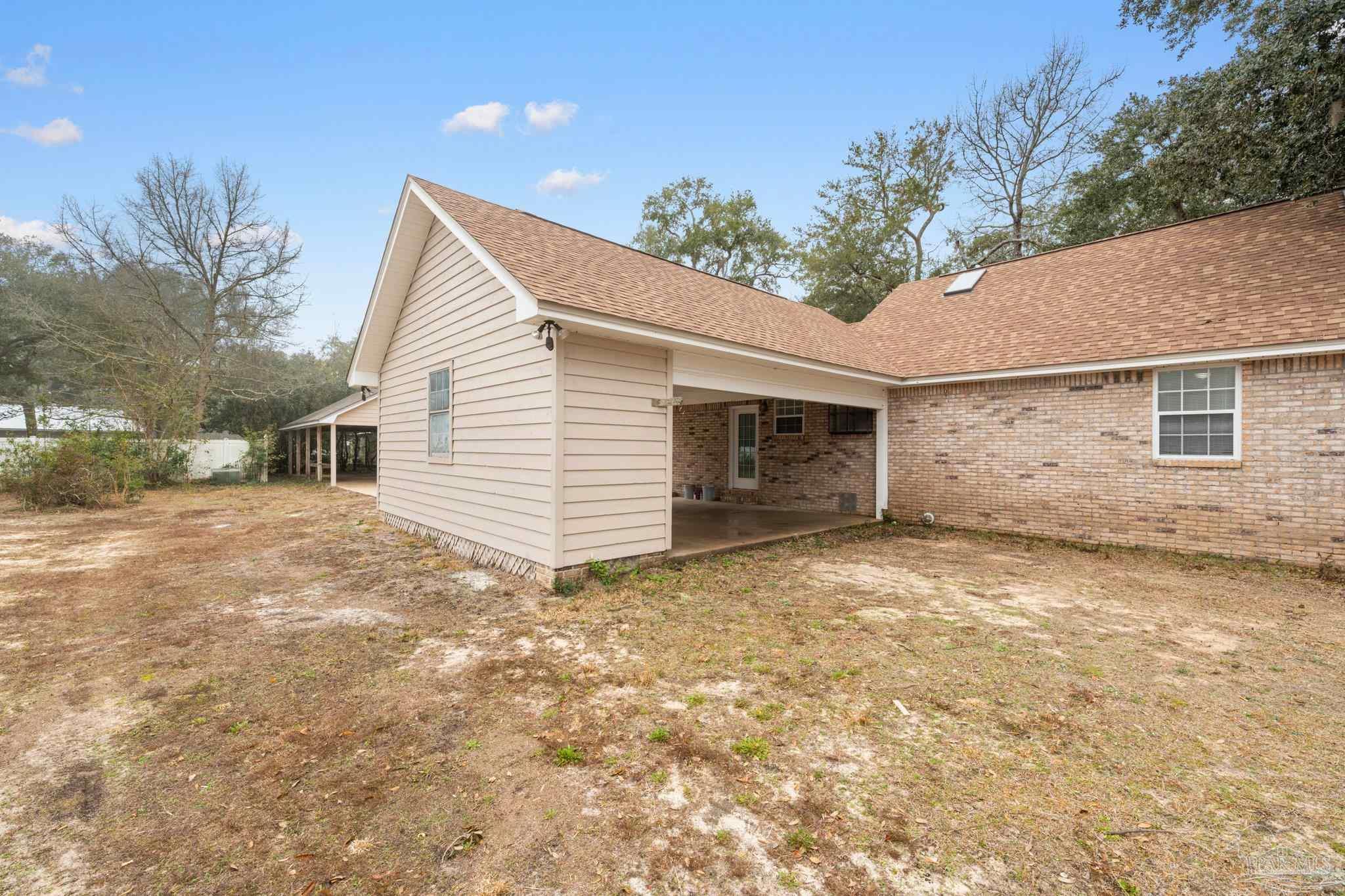 3140 Oakview Dr
