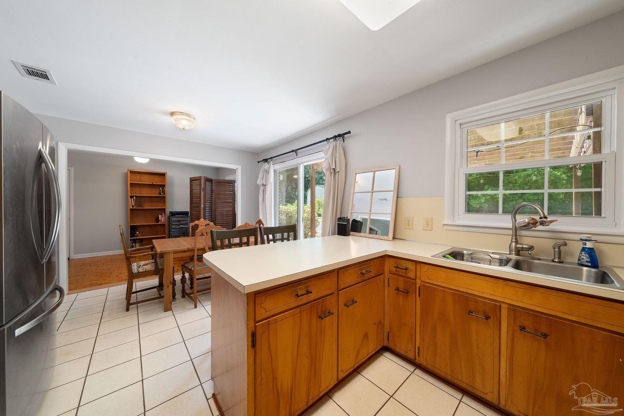 6381 Audubon Dr
