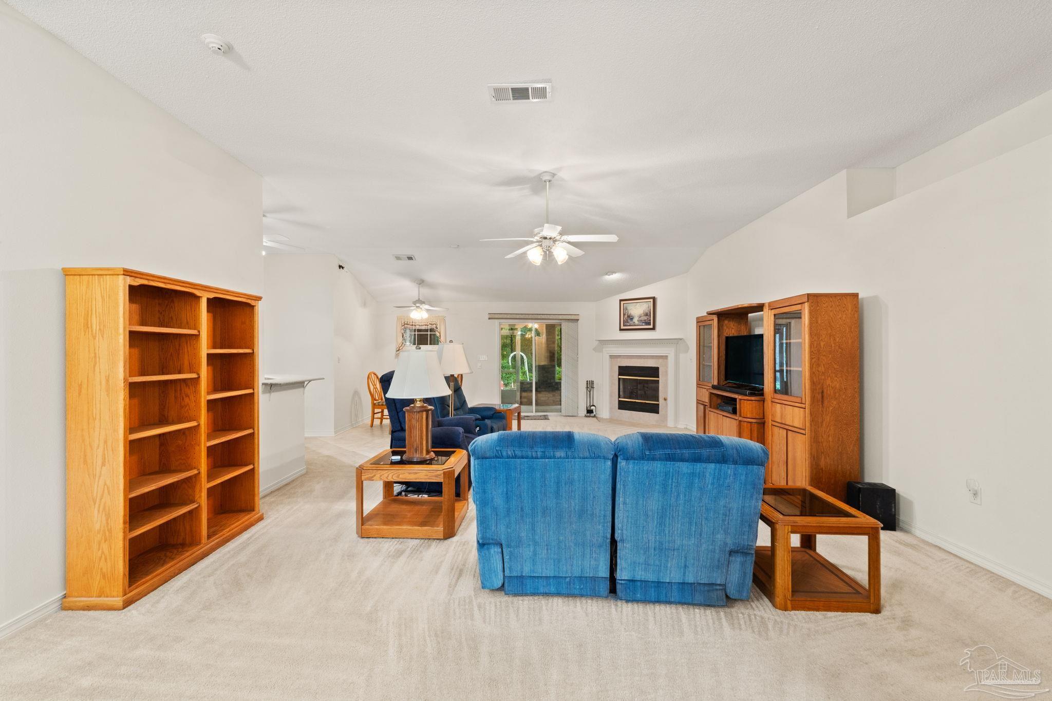 5073 Brookside Dr