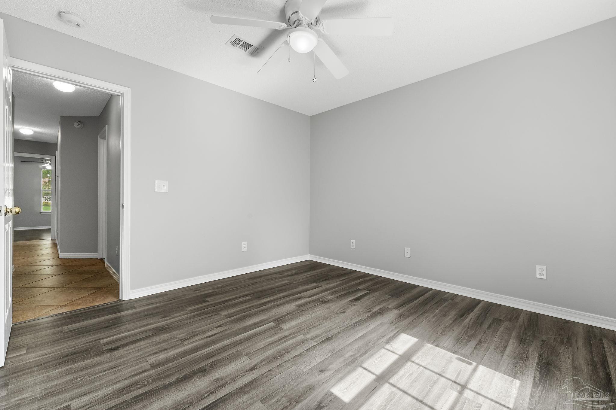 3325 Joanna Dr
