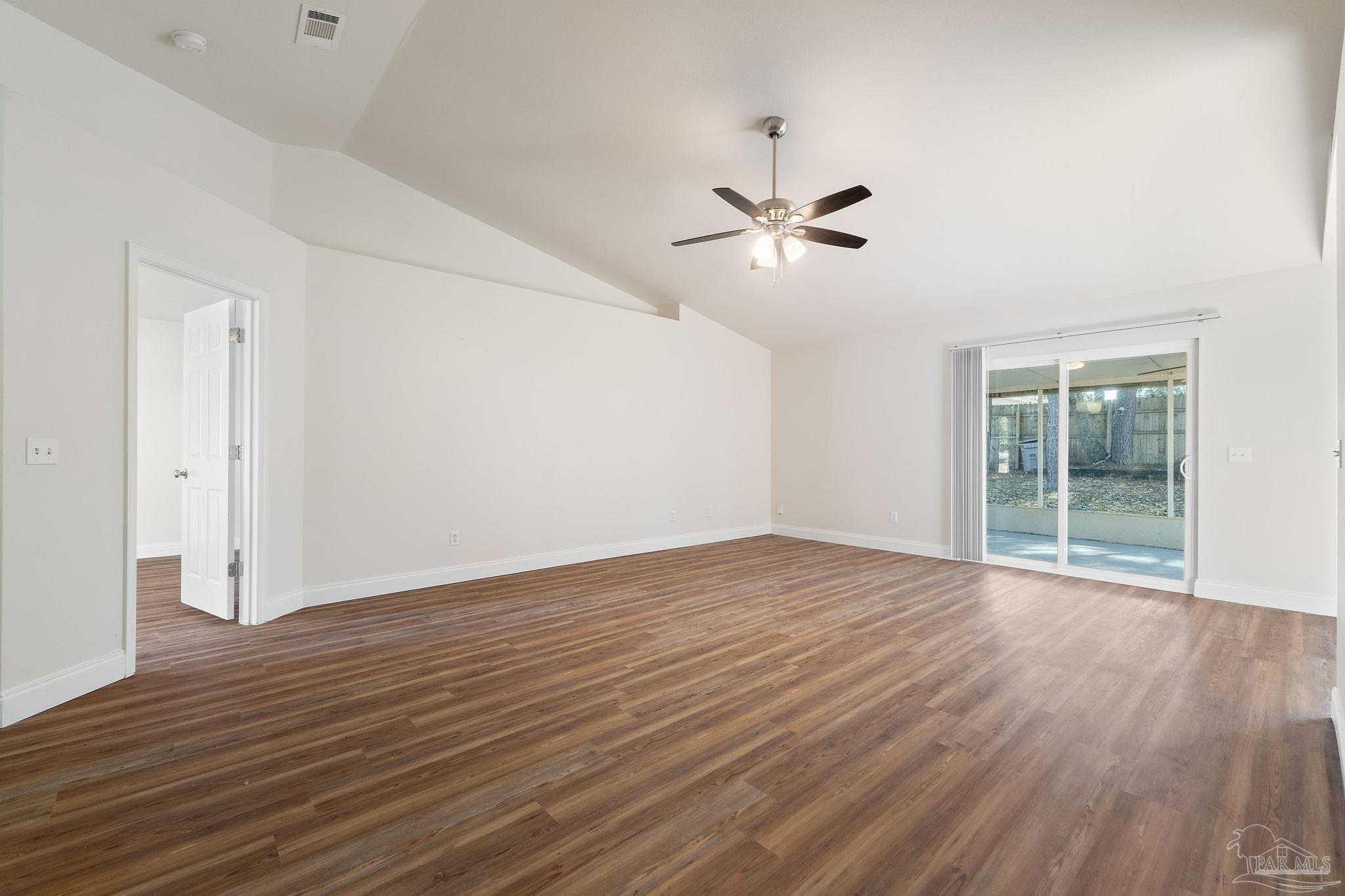 5653 Chanterelle Cir