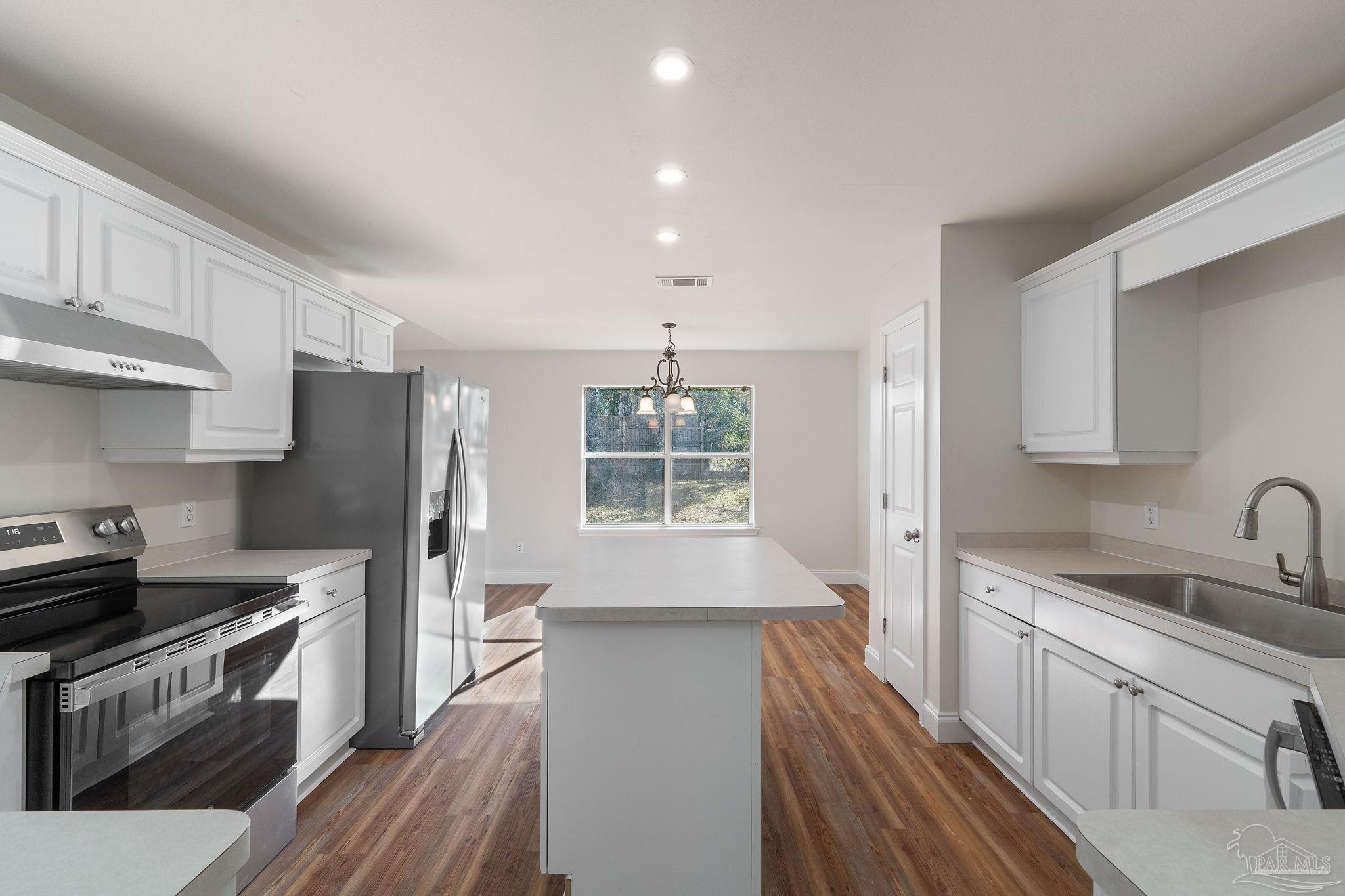 5653 Chanterelle Cir