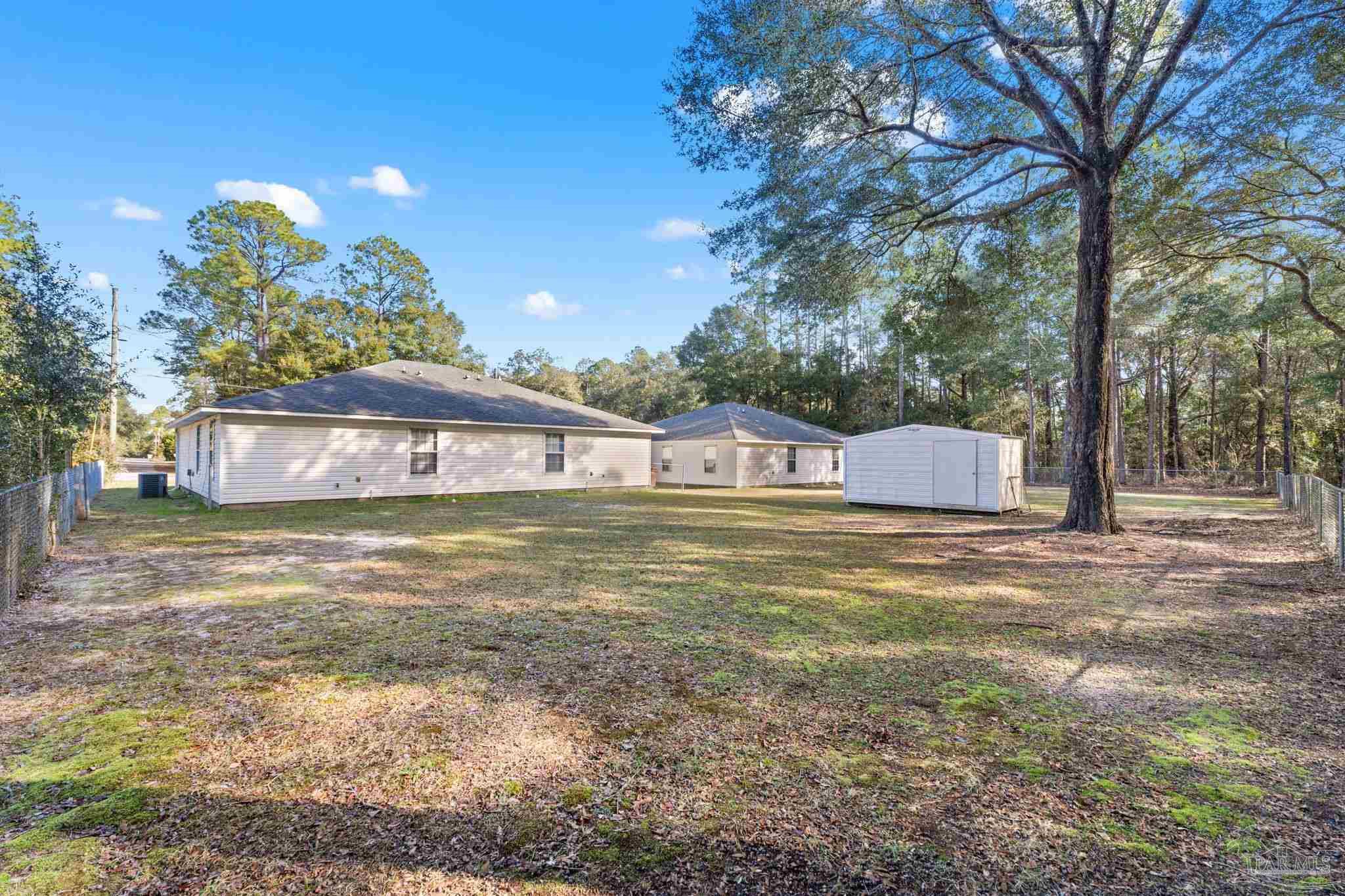 6851 & 6853 Trail Ride South