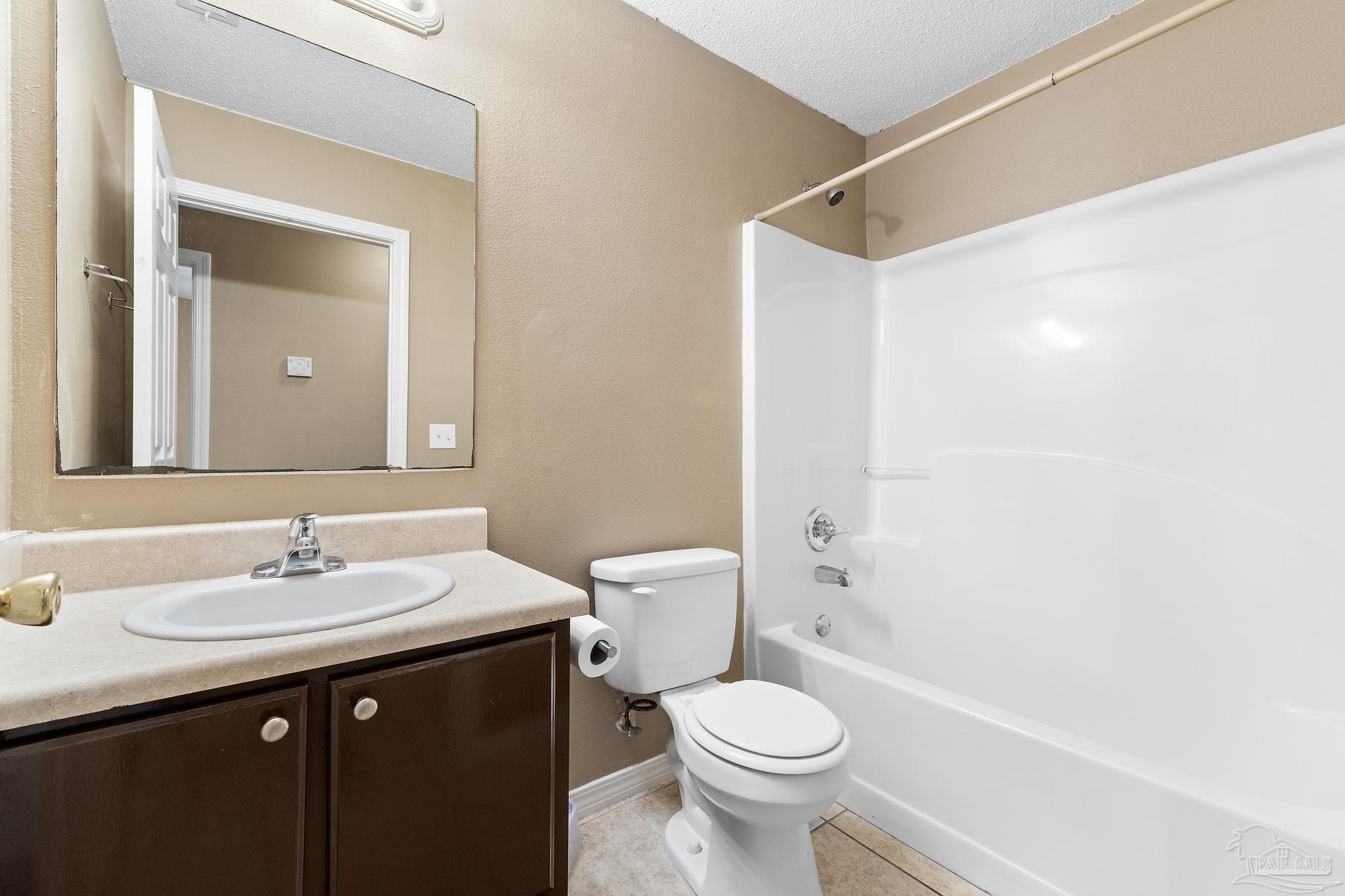 6851 & 6853 Trail Ride South