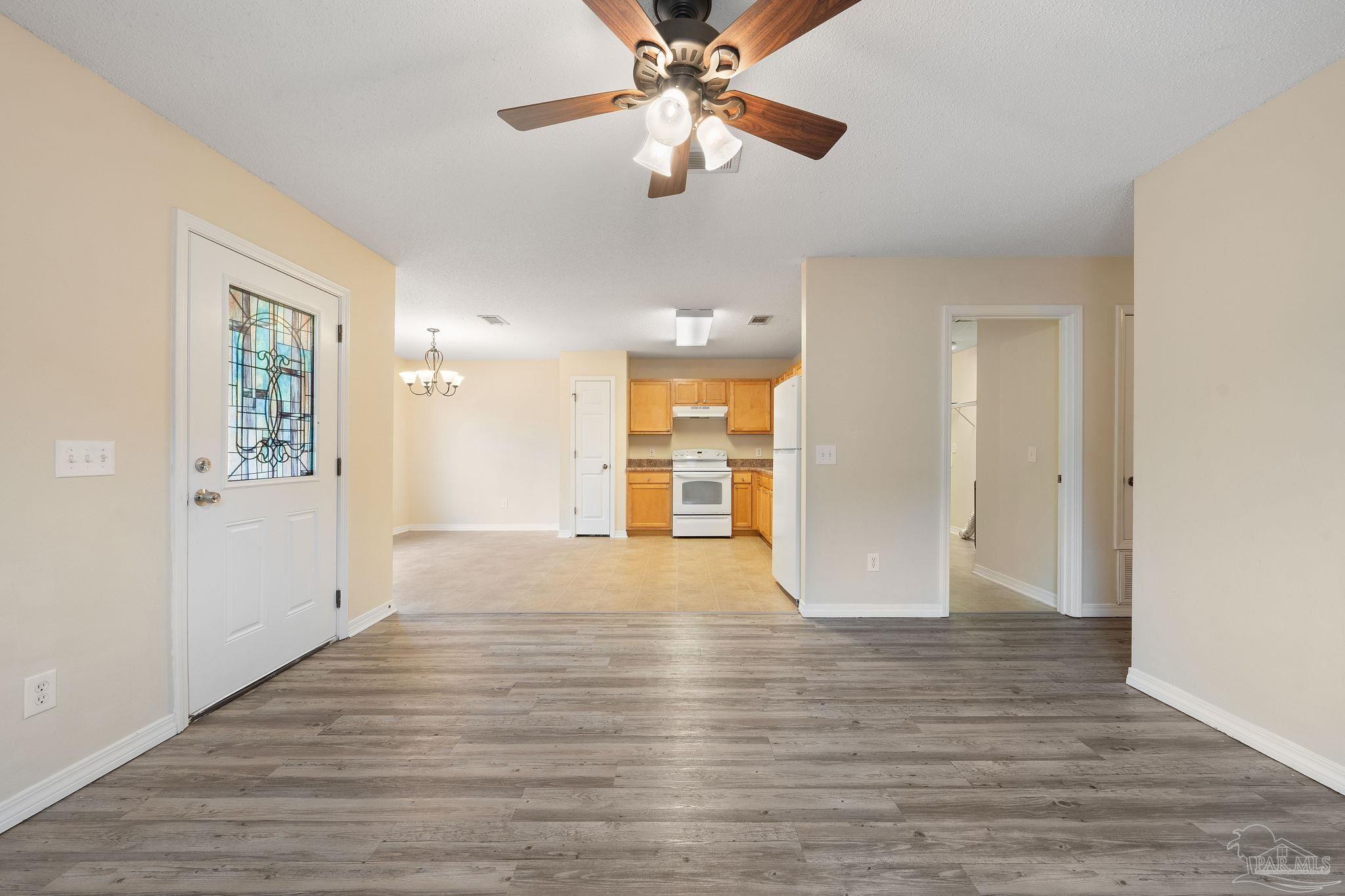 6871 & 6875 Stirrup Ln