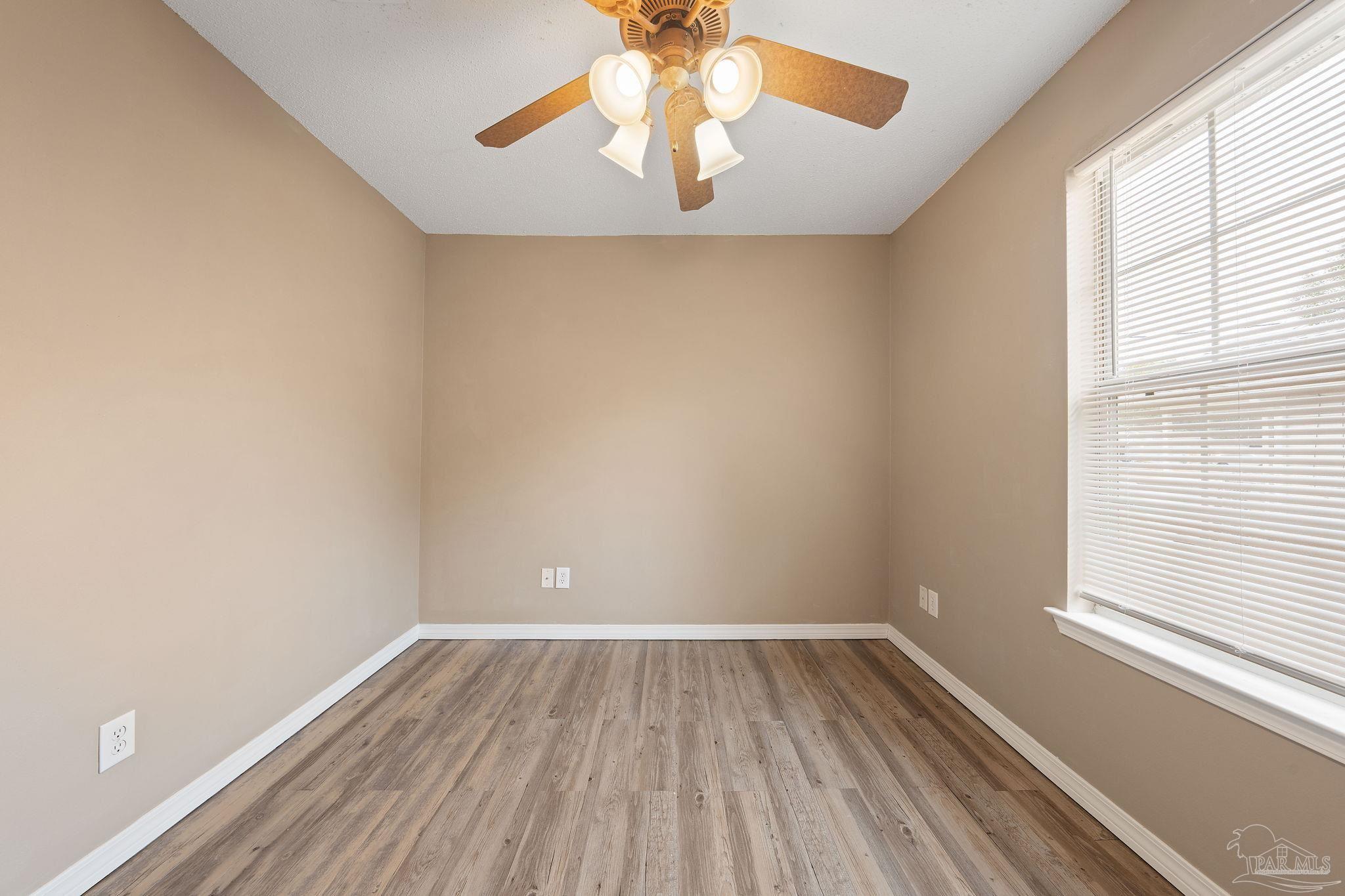 6871 & 6875 Stirrup Ln