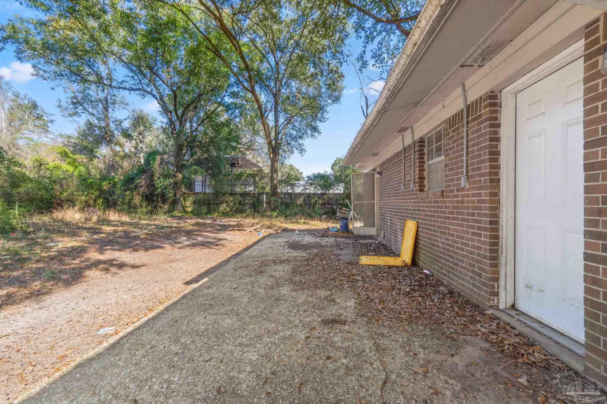 4549 Bostic Ln