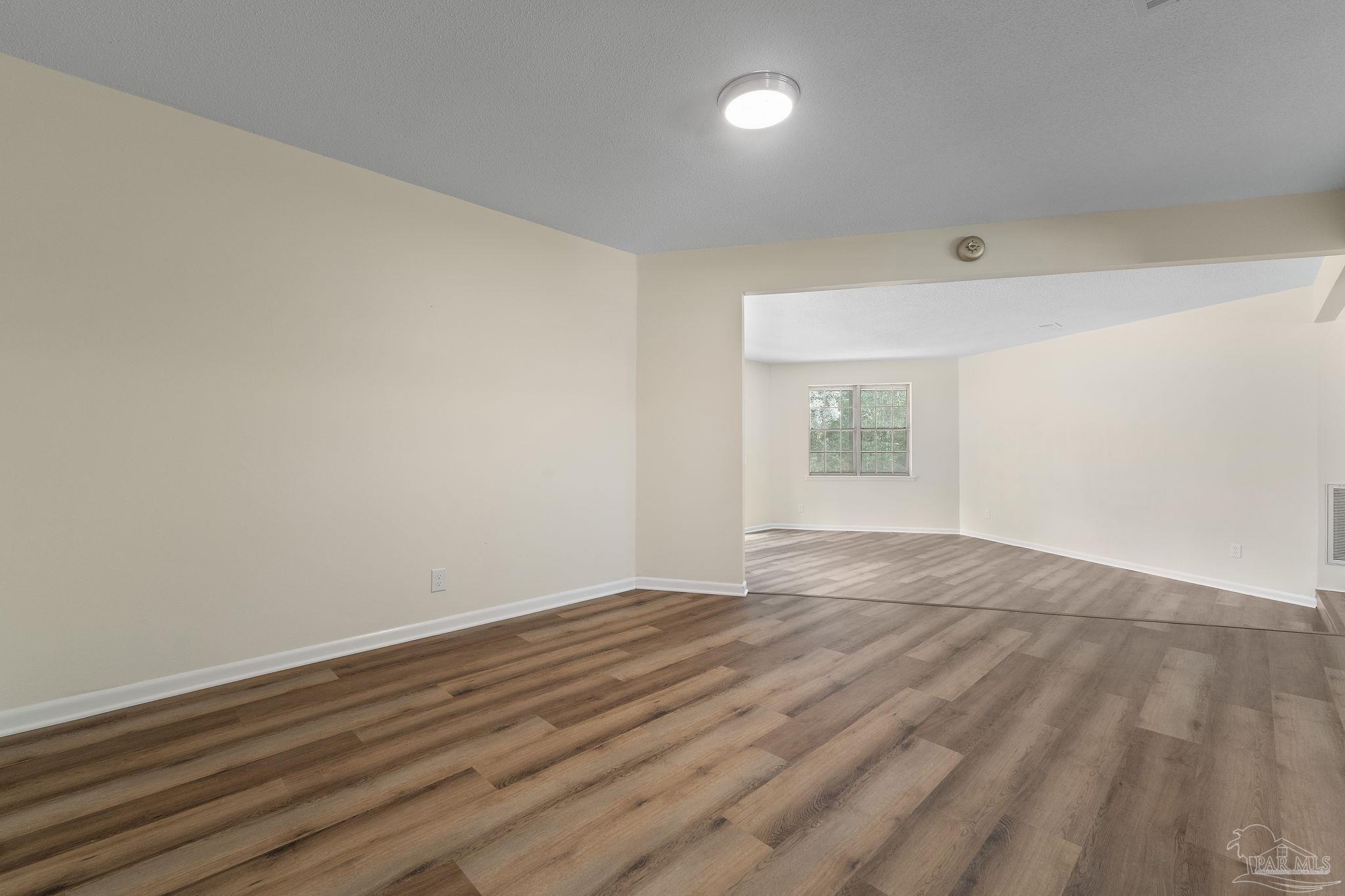 6472 Sandy Ln
