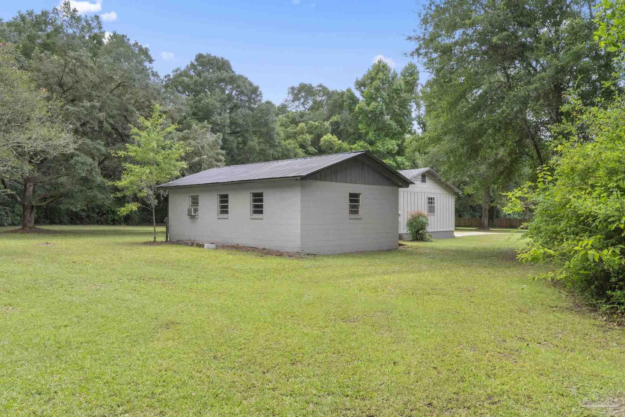 6472 Sandy Ln